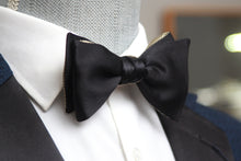 Load image into Gallery viewer, Reversible Self-Tie Bow Tie
