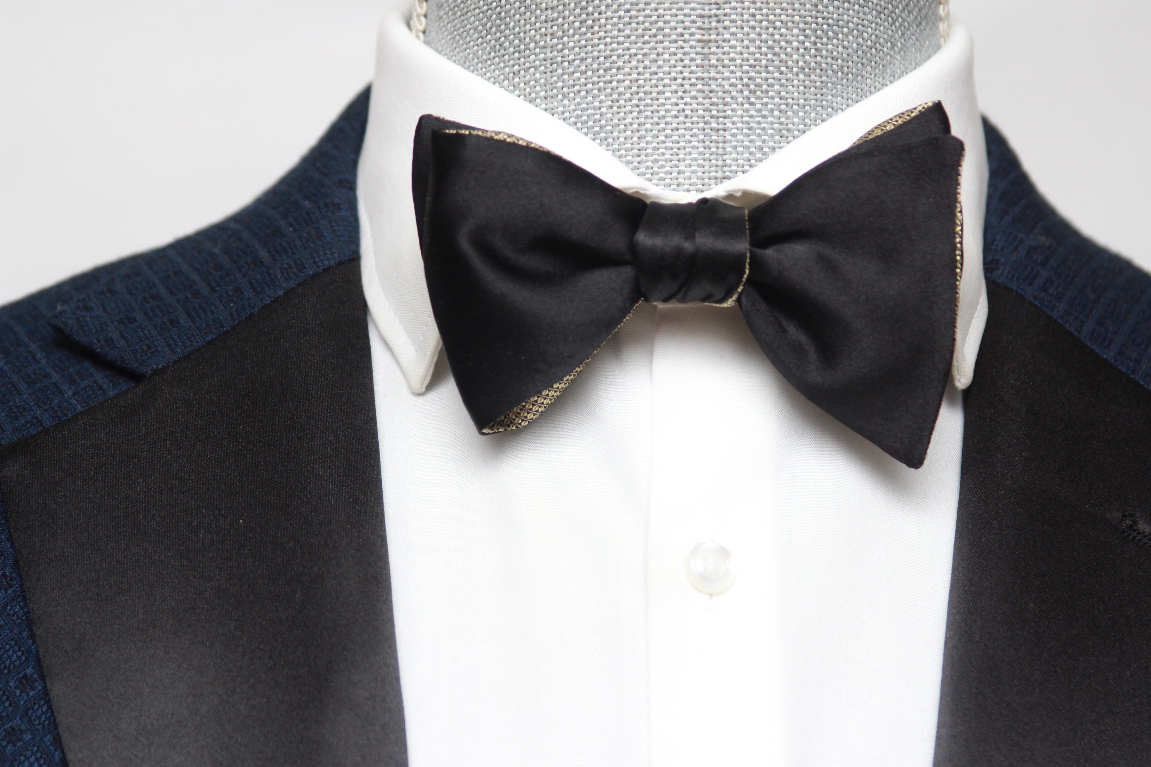 Reversible Self-Tie Bow Tie