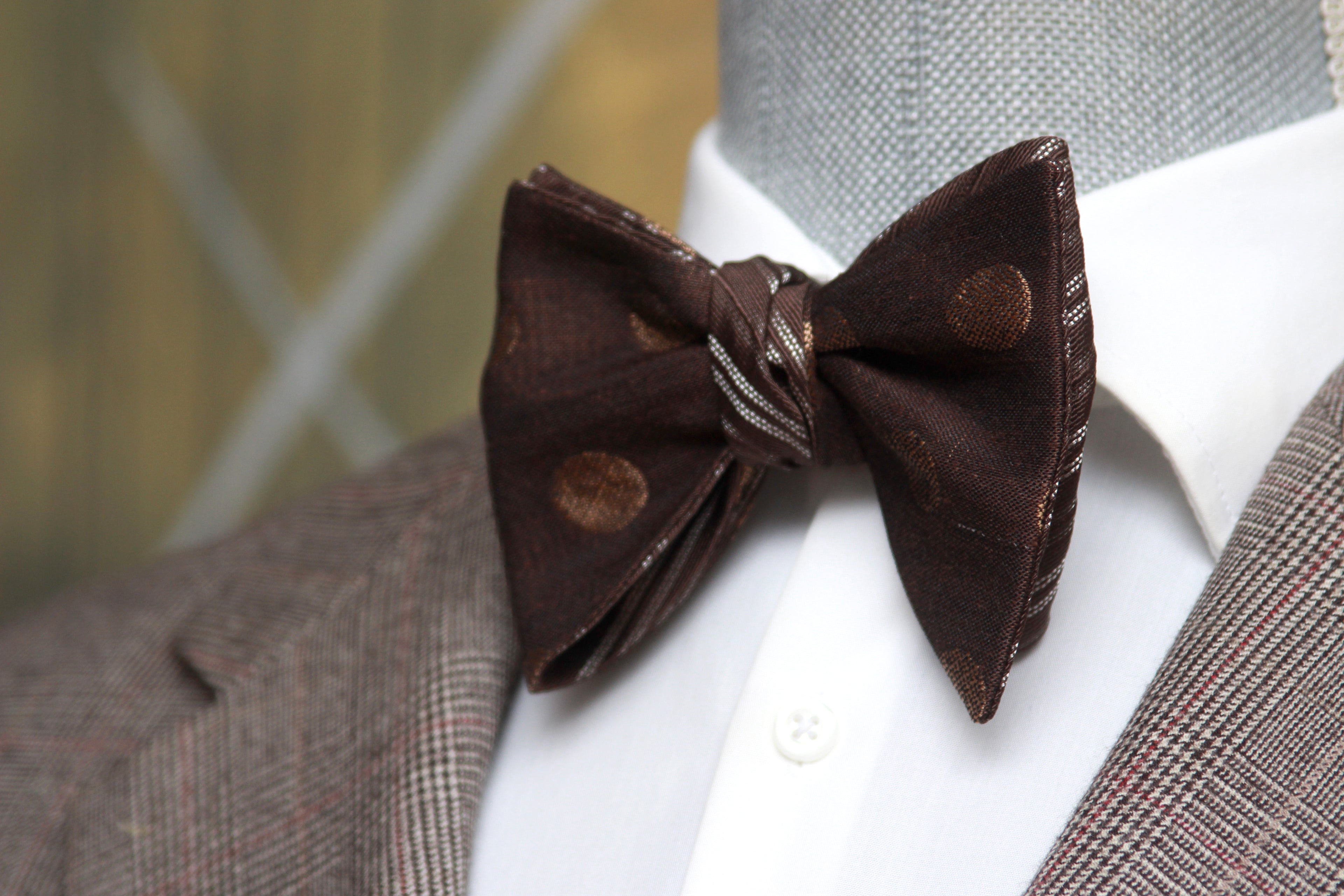 Big Butterfly Brown Silk Bow Tie