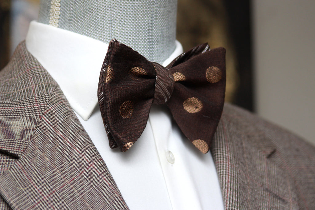Big Butterfly Brown Silk Bow Tie