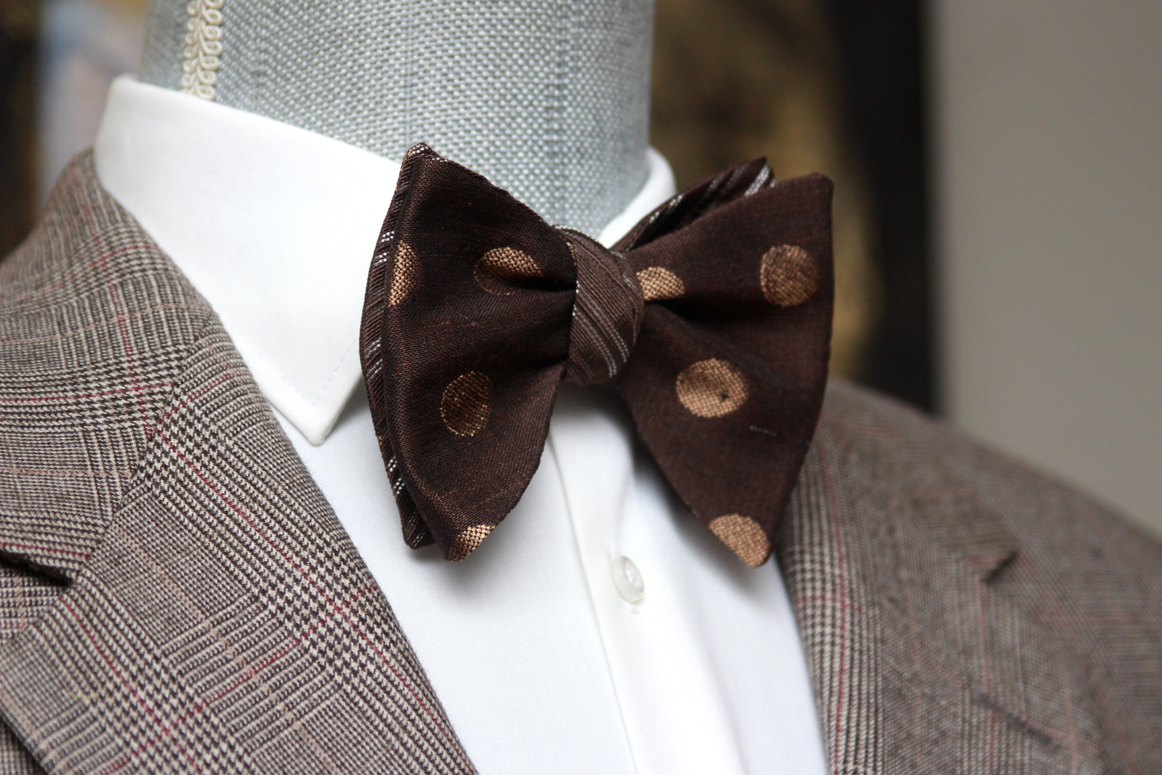Big Butterfly Brown Silk Bow Tie