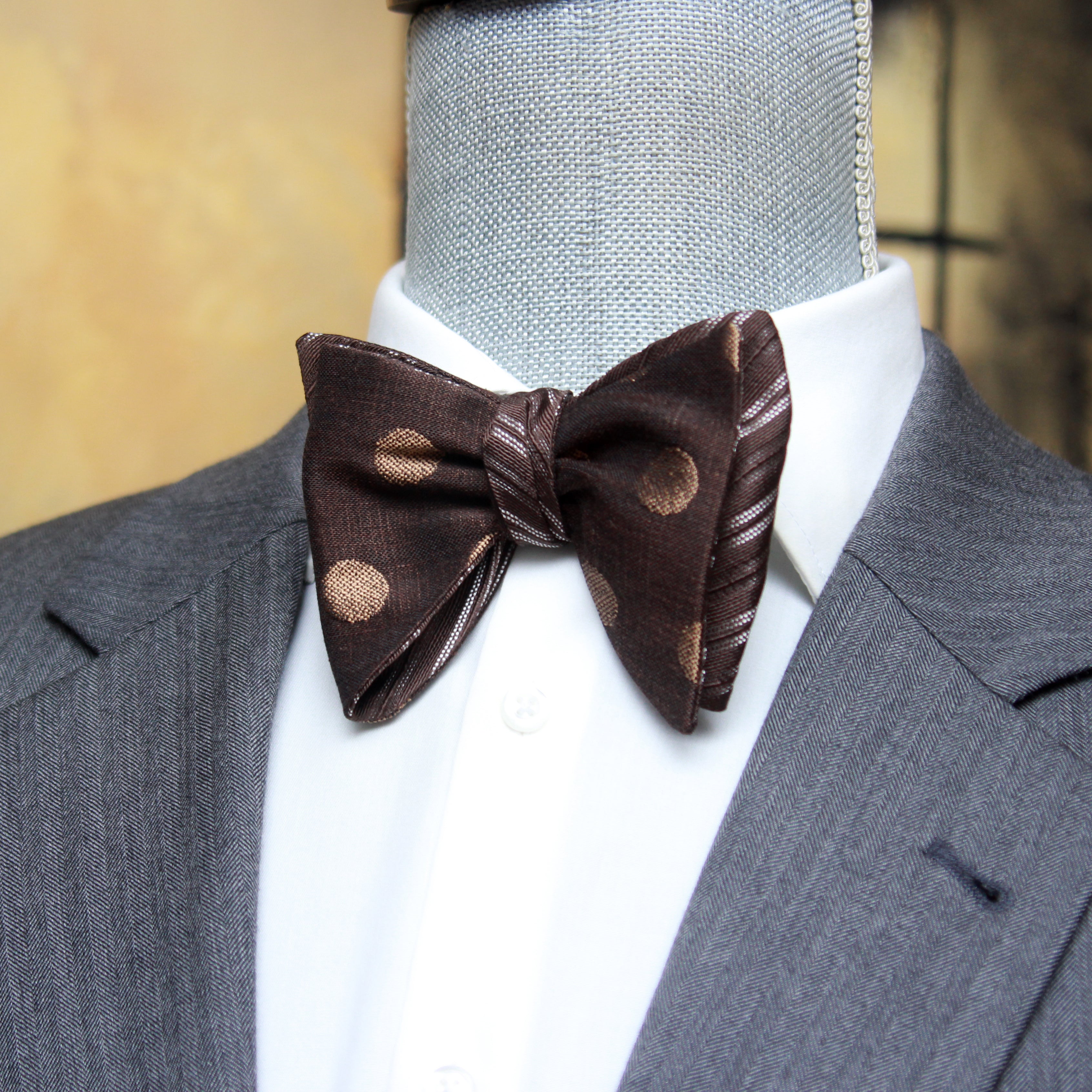 Big Butterfly Brown Silk Bow Tie
