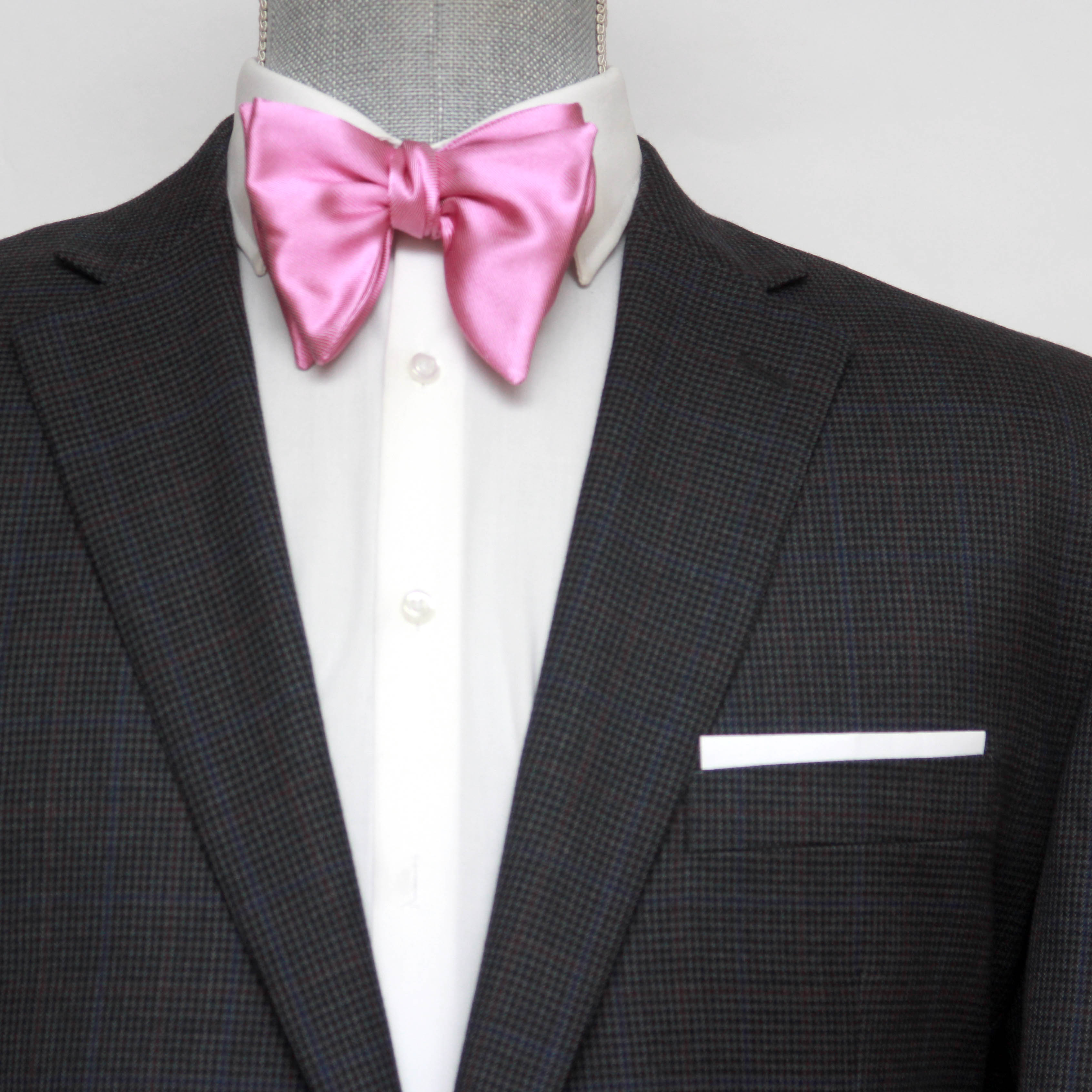 Big Butterfly Fuchsia Silk Bow Tie