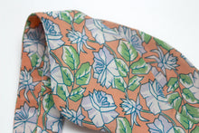Load image into Gallery viewer, Big Butterfly Floral Silk Bow Tie
