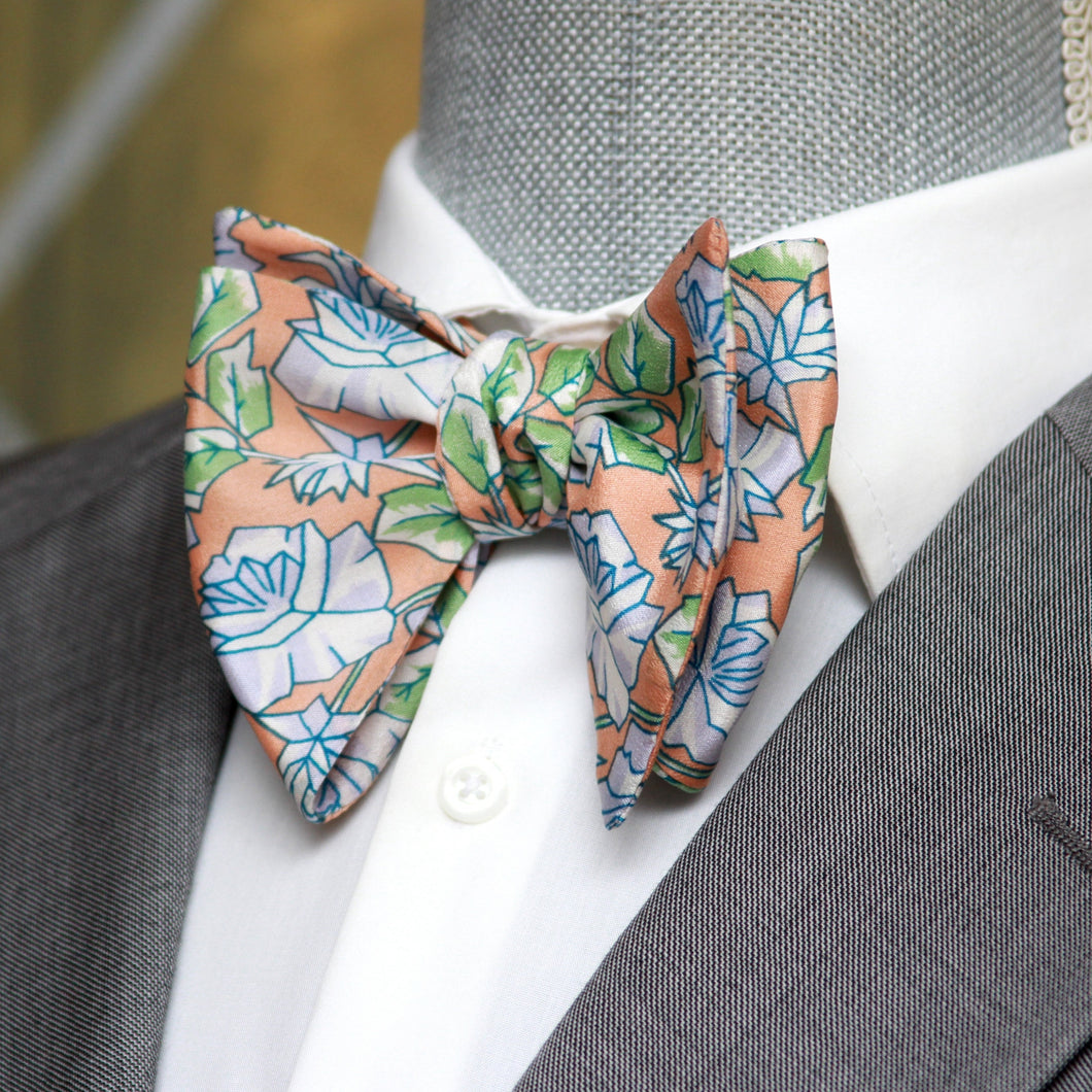 Big Butterfly Floral Silk Bow Tie