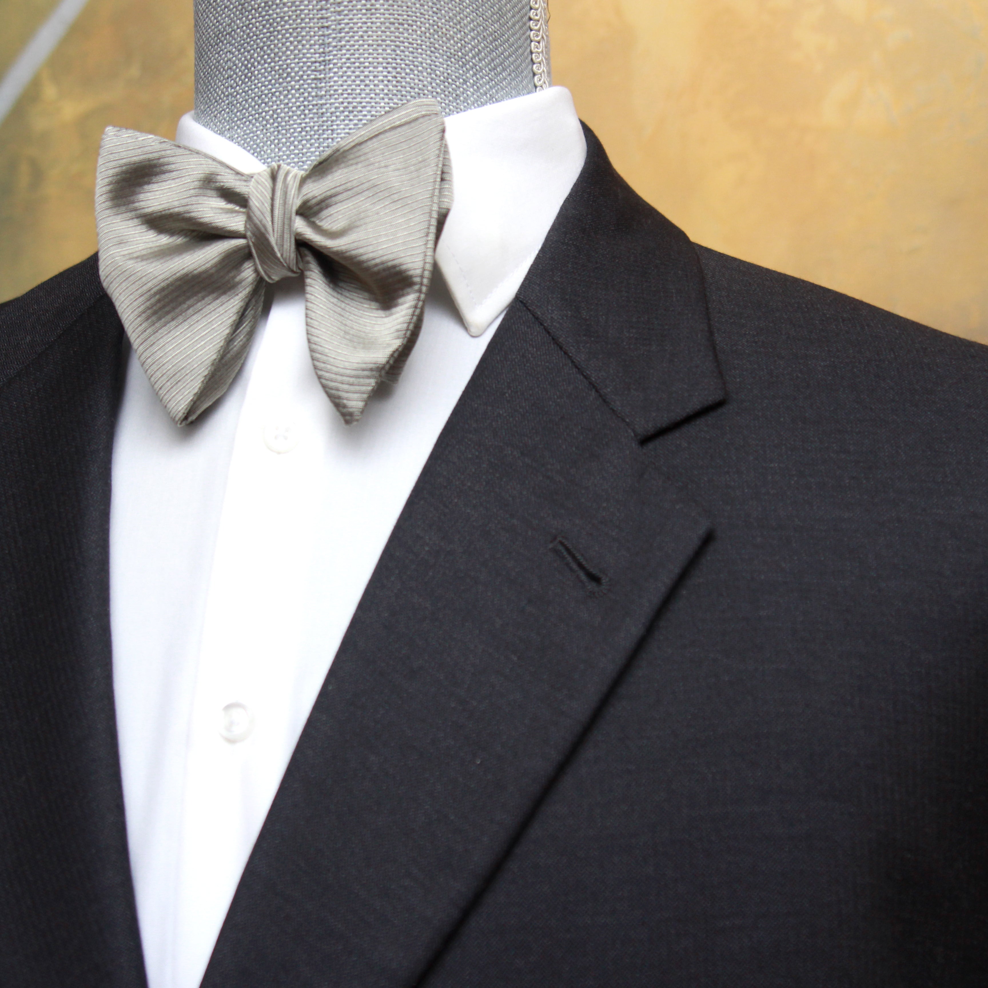 Men's Large Silk Bow Tie