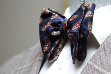 Load image into Gallery viewer, Big Butterfly Navy Paisley Silk Bow Tie
