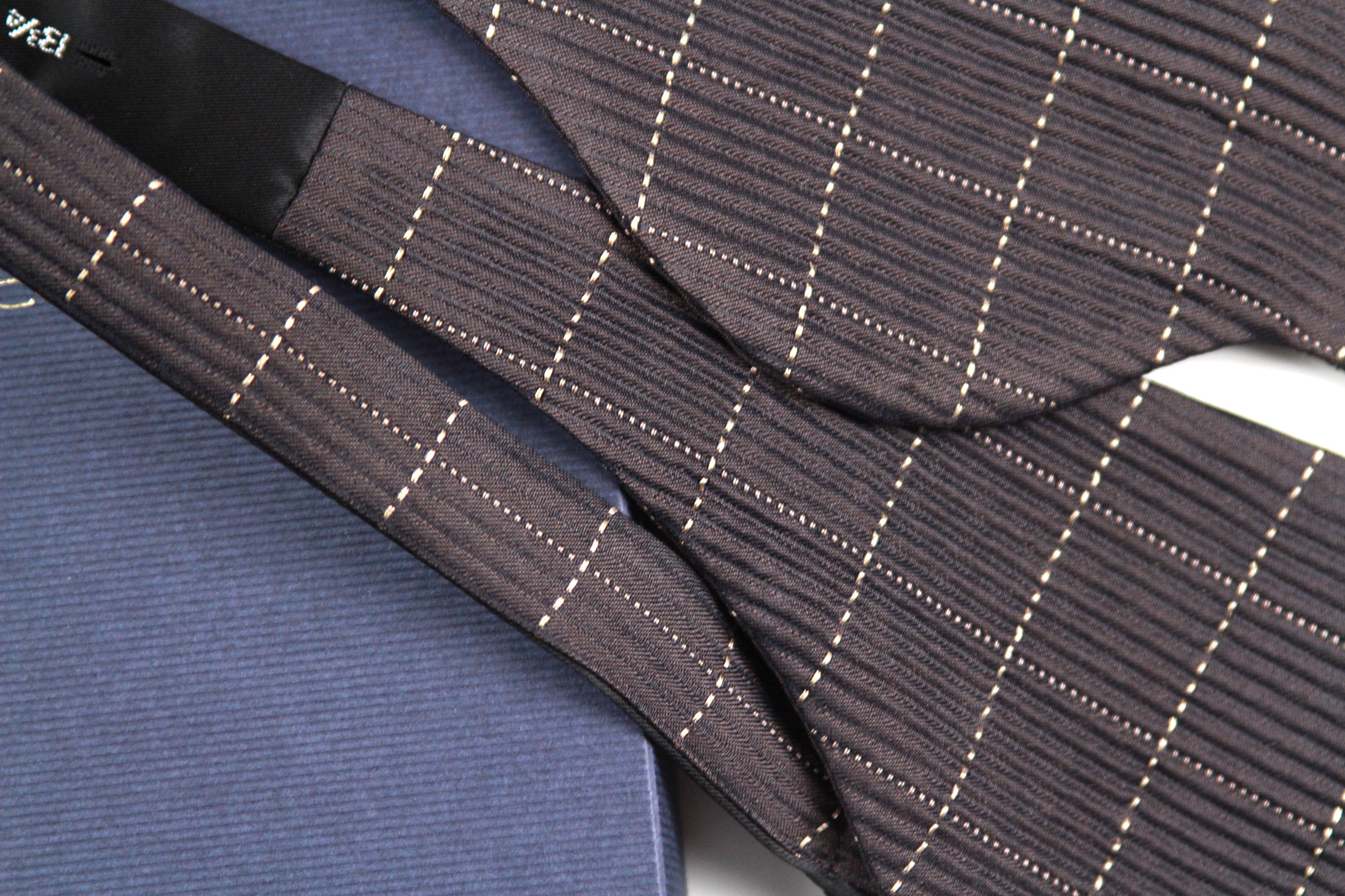 Men's Large Silk Bow Tie Brown Textured