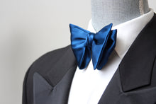 Load image into Gallery viewer, Men&#39;s Self-tied Bow Tie Big Butterfly Blue Solid
