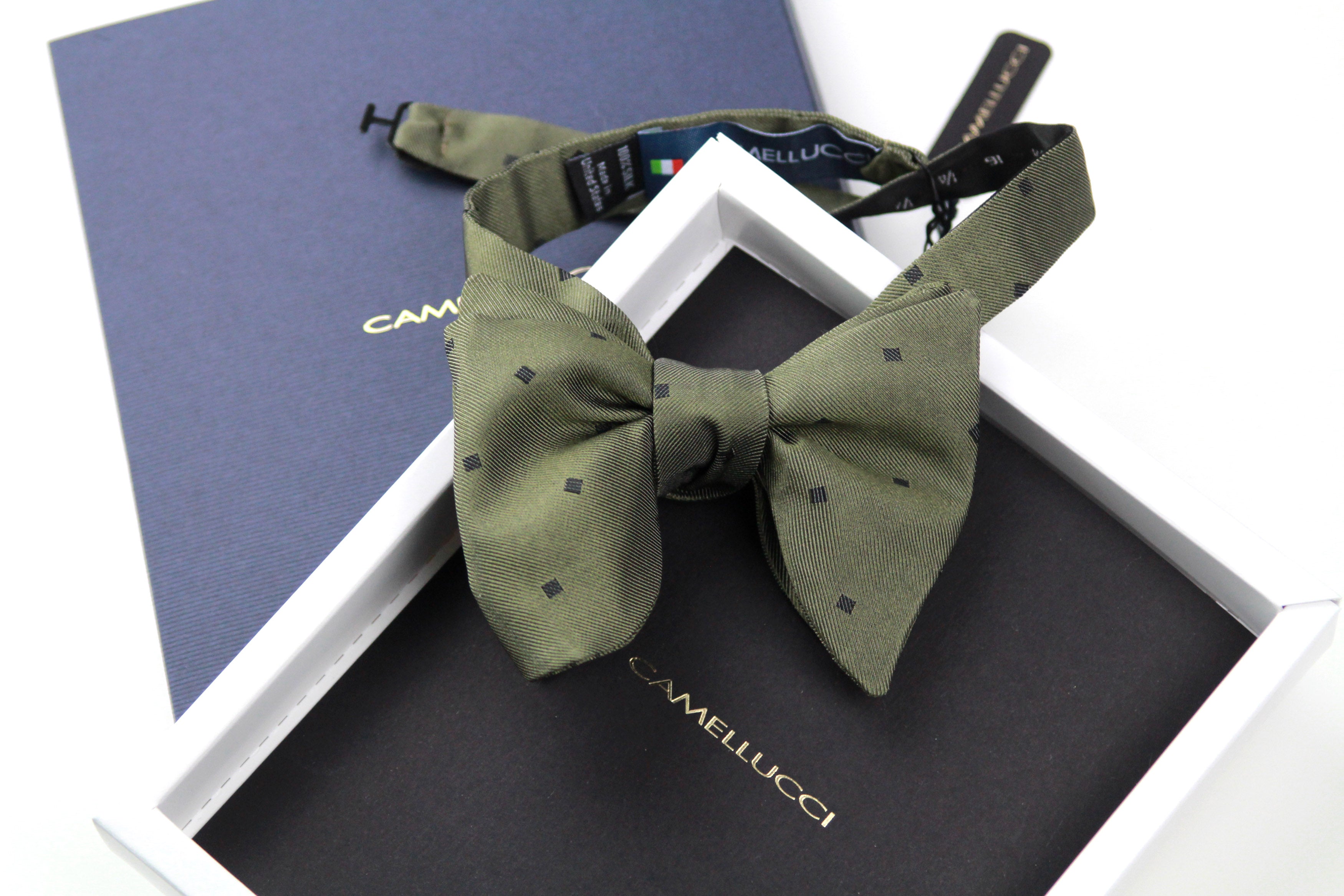 Green Large Bow tie