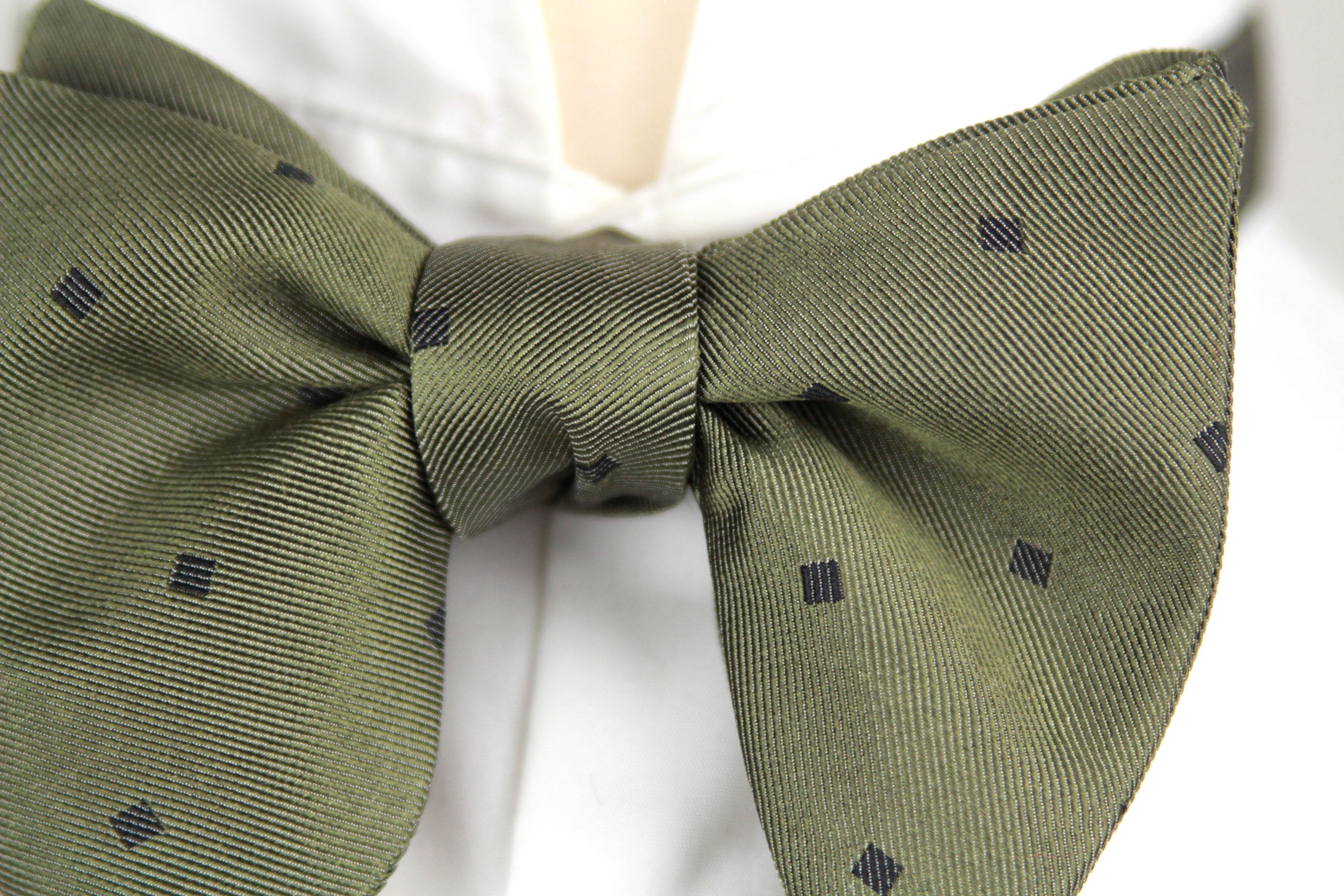 Green Large Bow tie