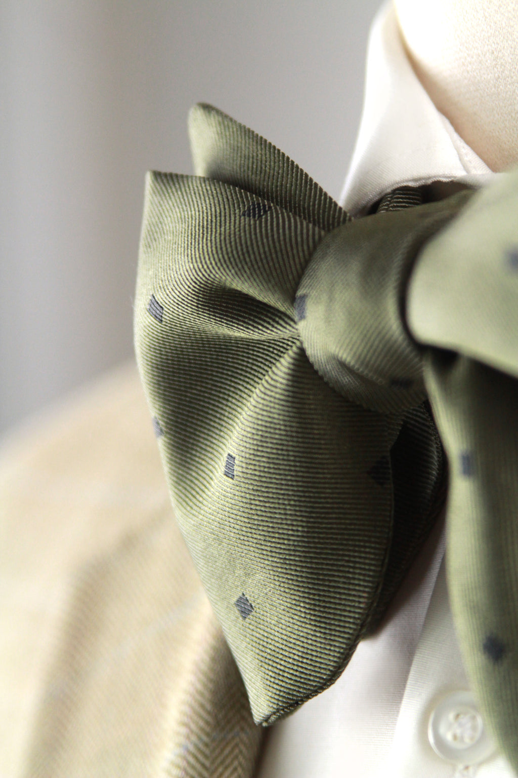 Green Large Bow tie