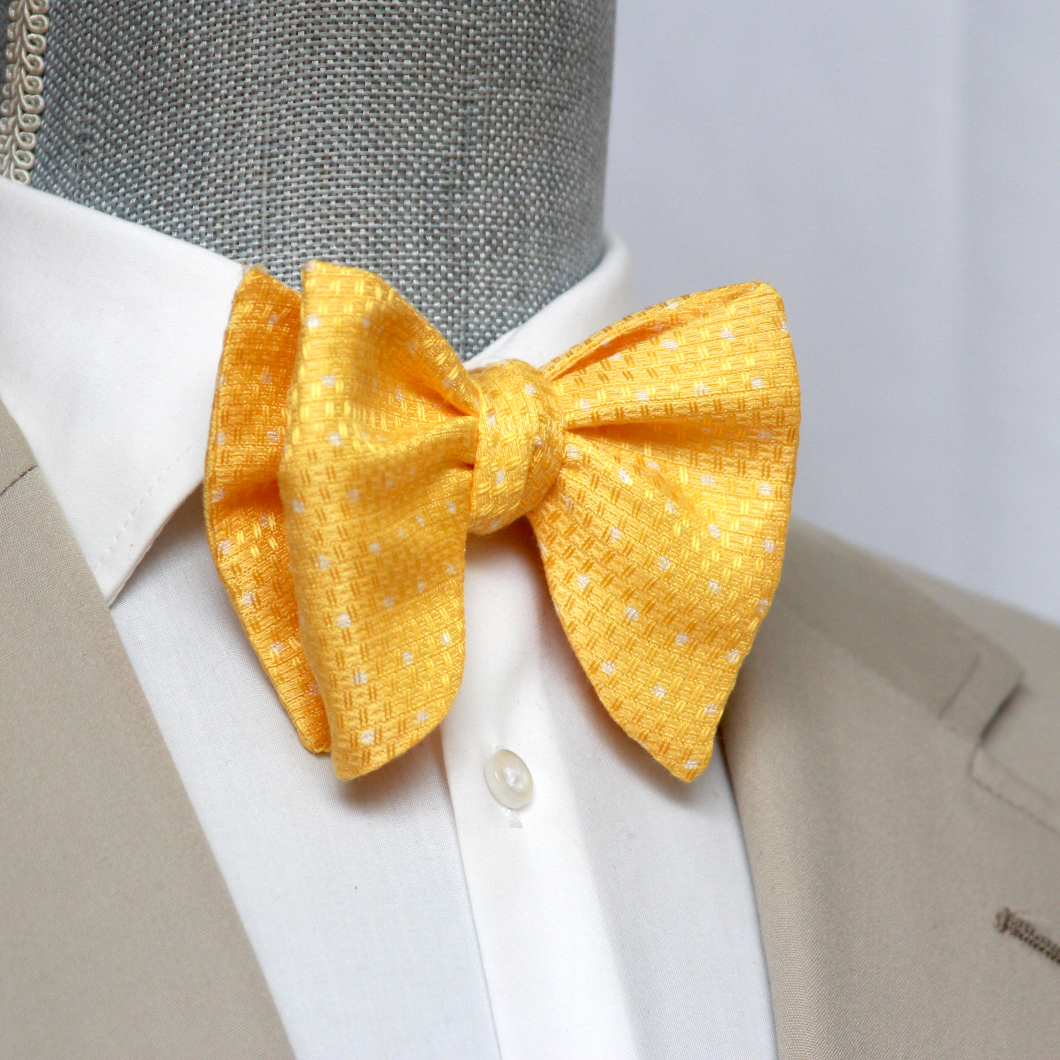 Yellow Polka Dot Big Butterfly Bow tie