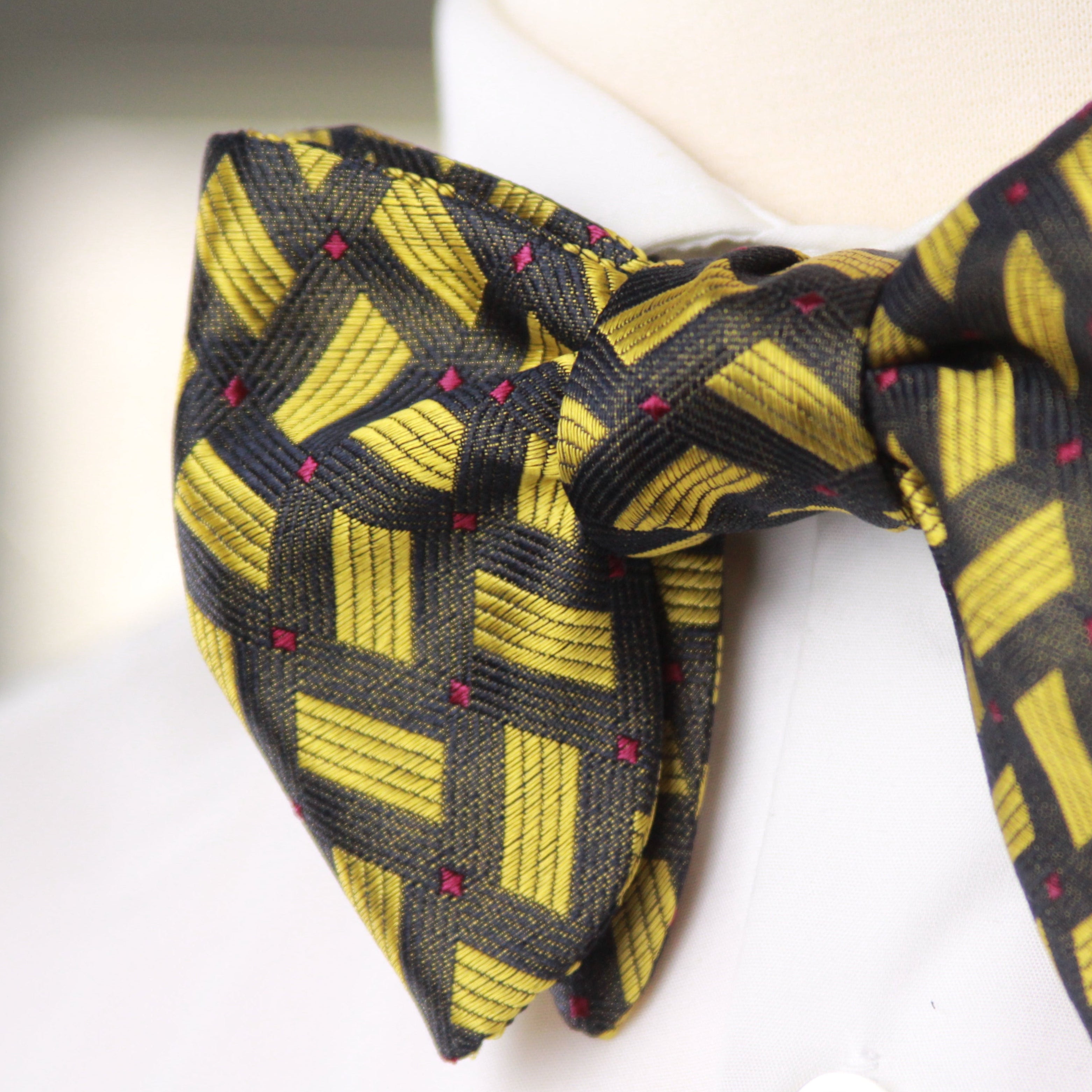 Big Butterfly Silk Bow Tie
