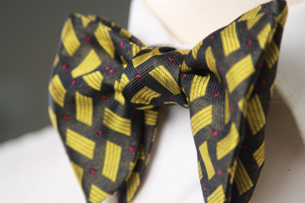 Big Butterfly Silk Bow Tie