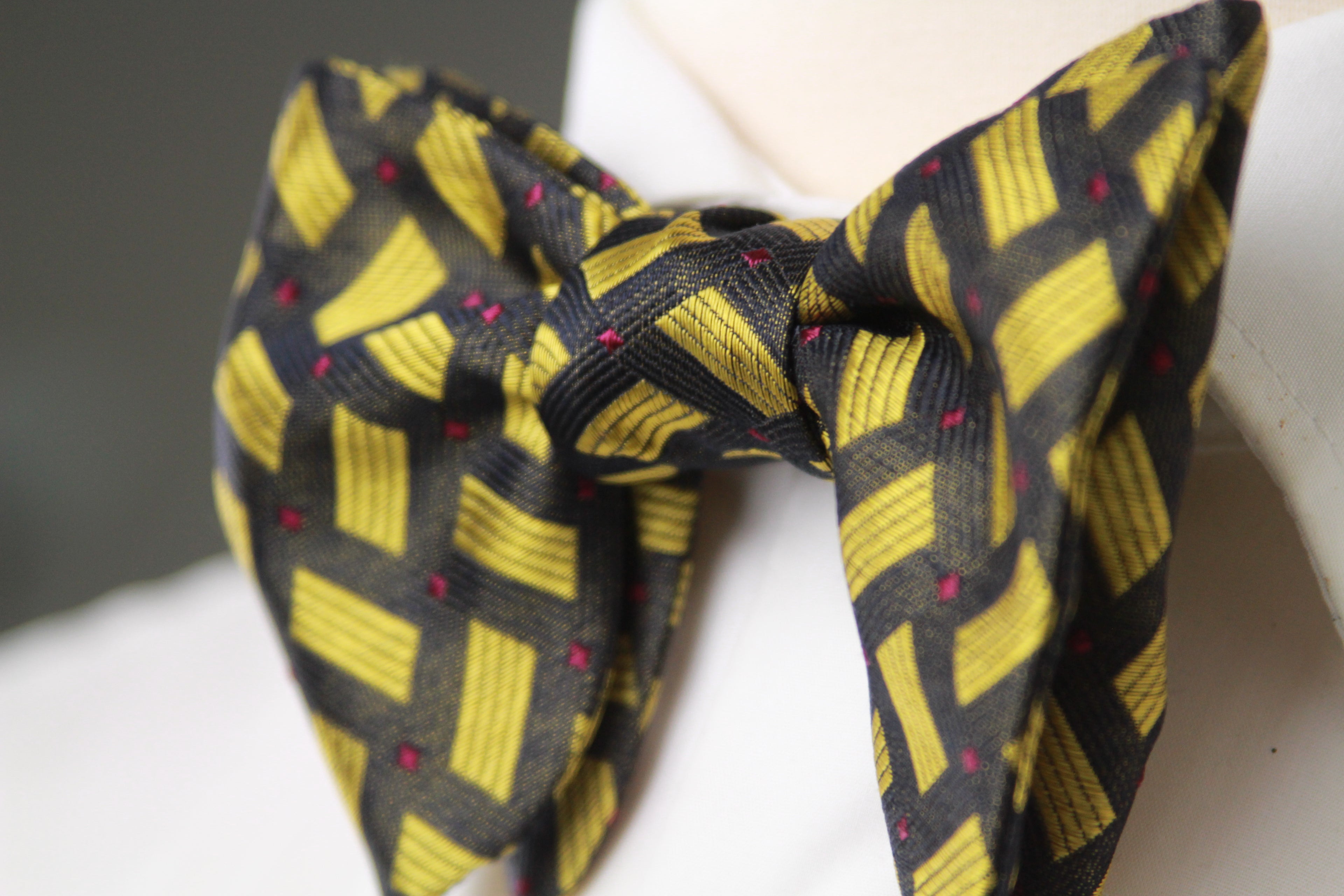 Big Butterfly Silk Bow Tie