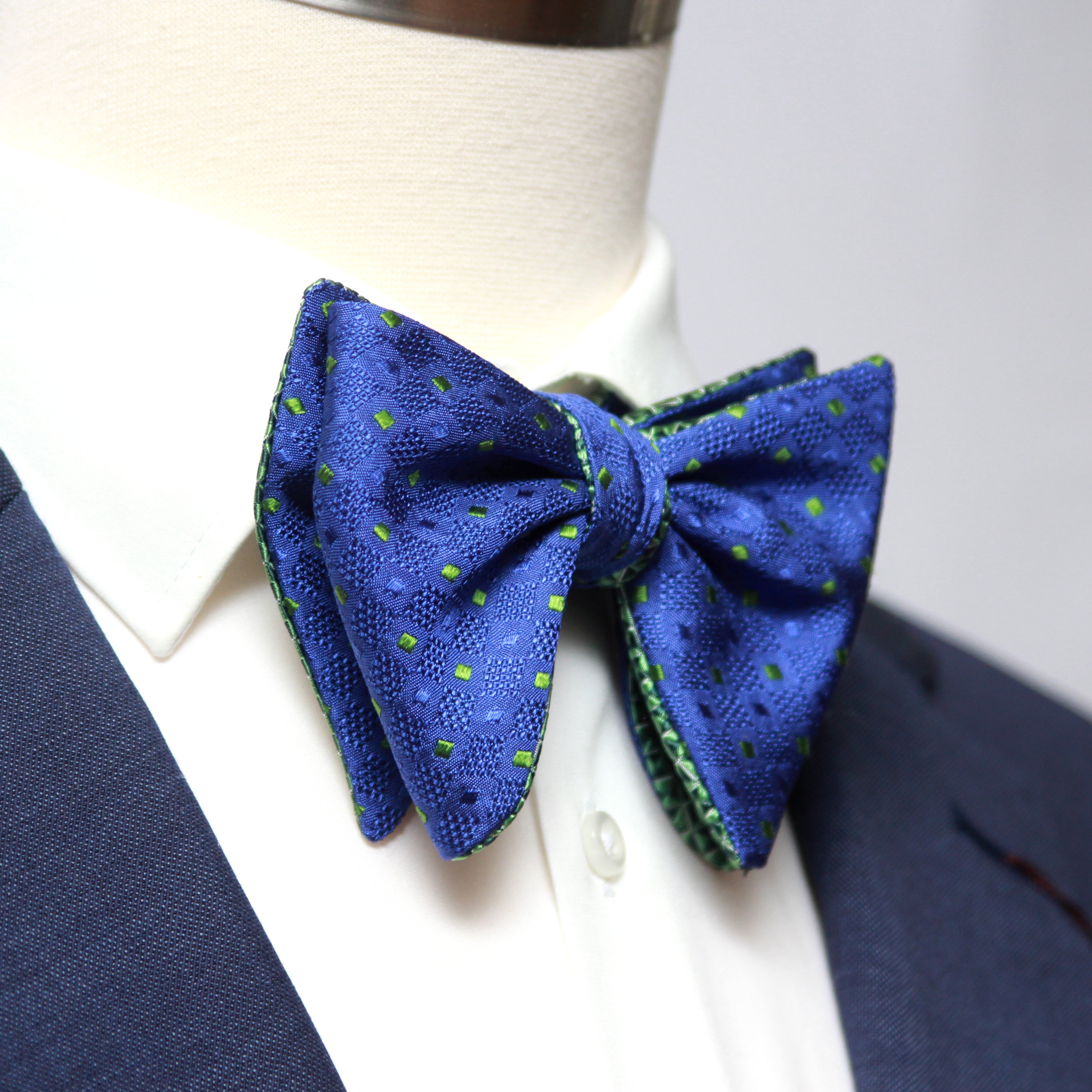 Big Butterfly Green Blue Silk Bow Tie
