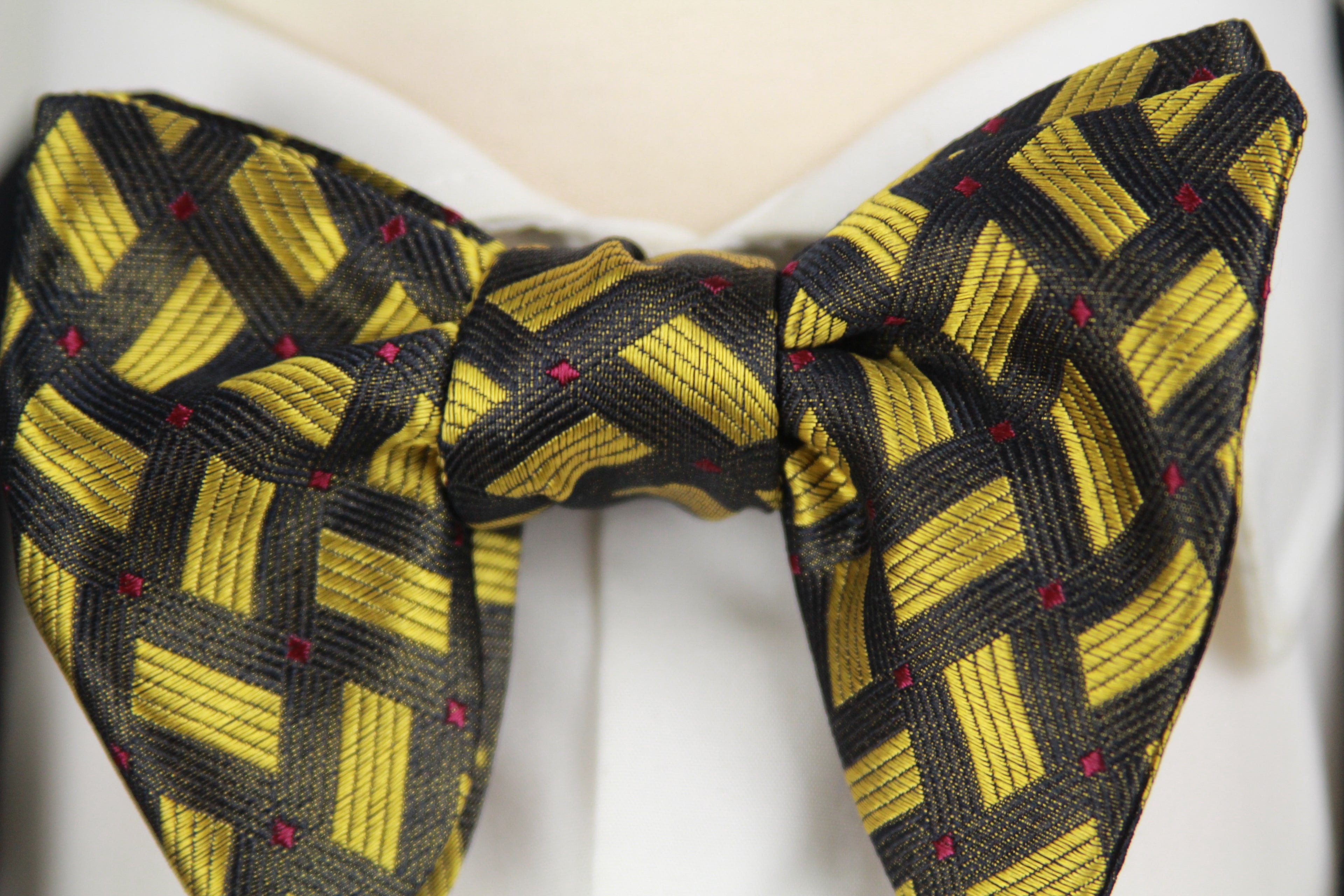 Big Butterfly Silk Bow Tie