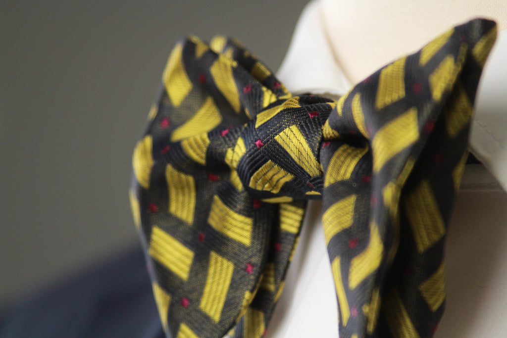 Big Butterfly Silk Bow Tie