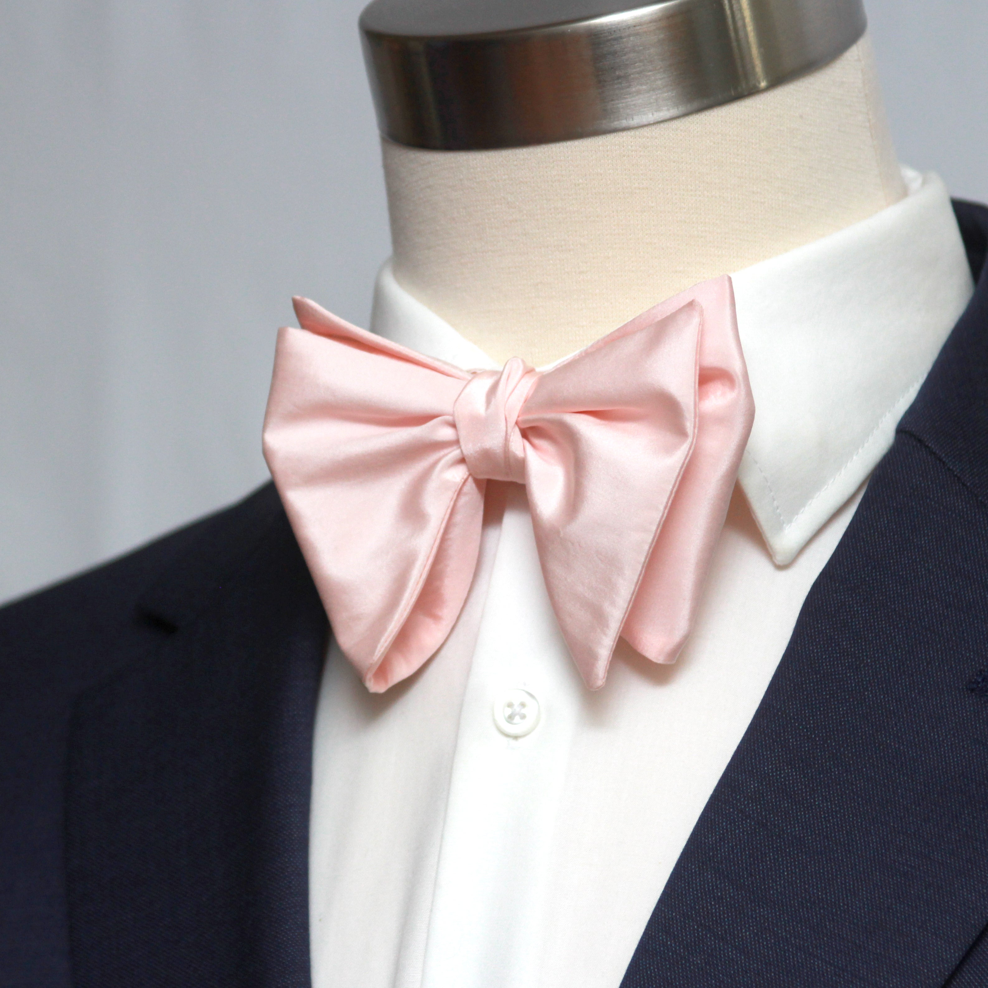 Big Butterfly Silk Bow Tie Rose S703
