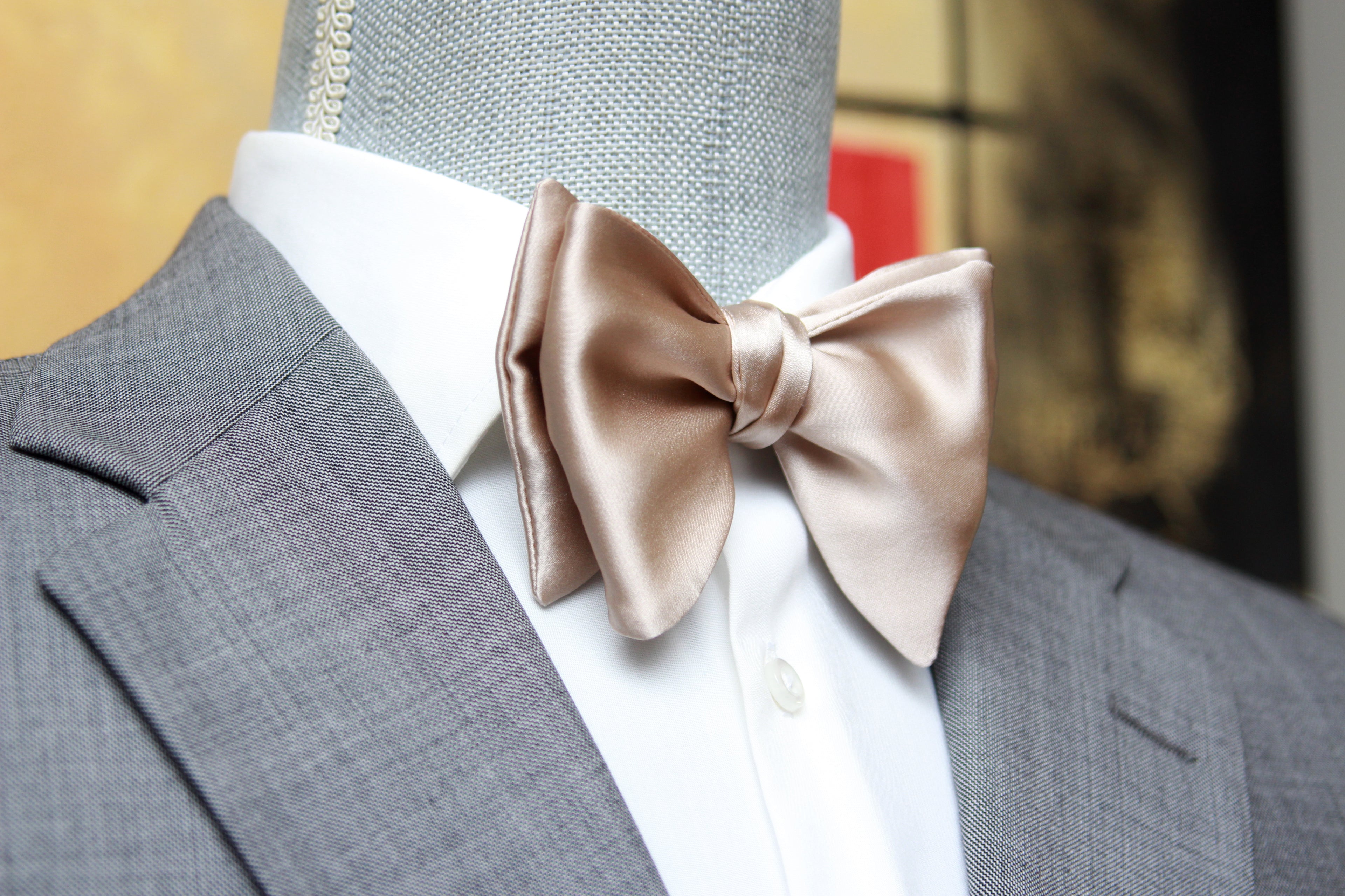 Small Butterfly Beige Silk Bow Tie