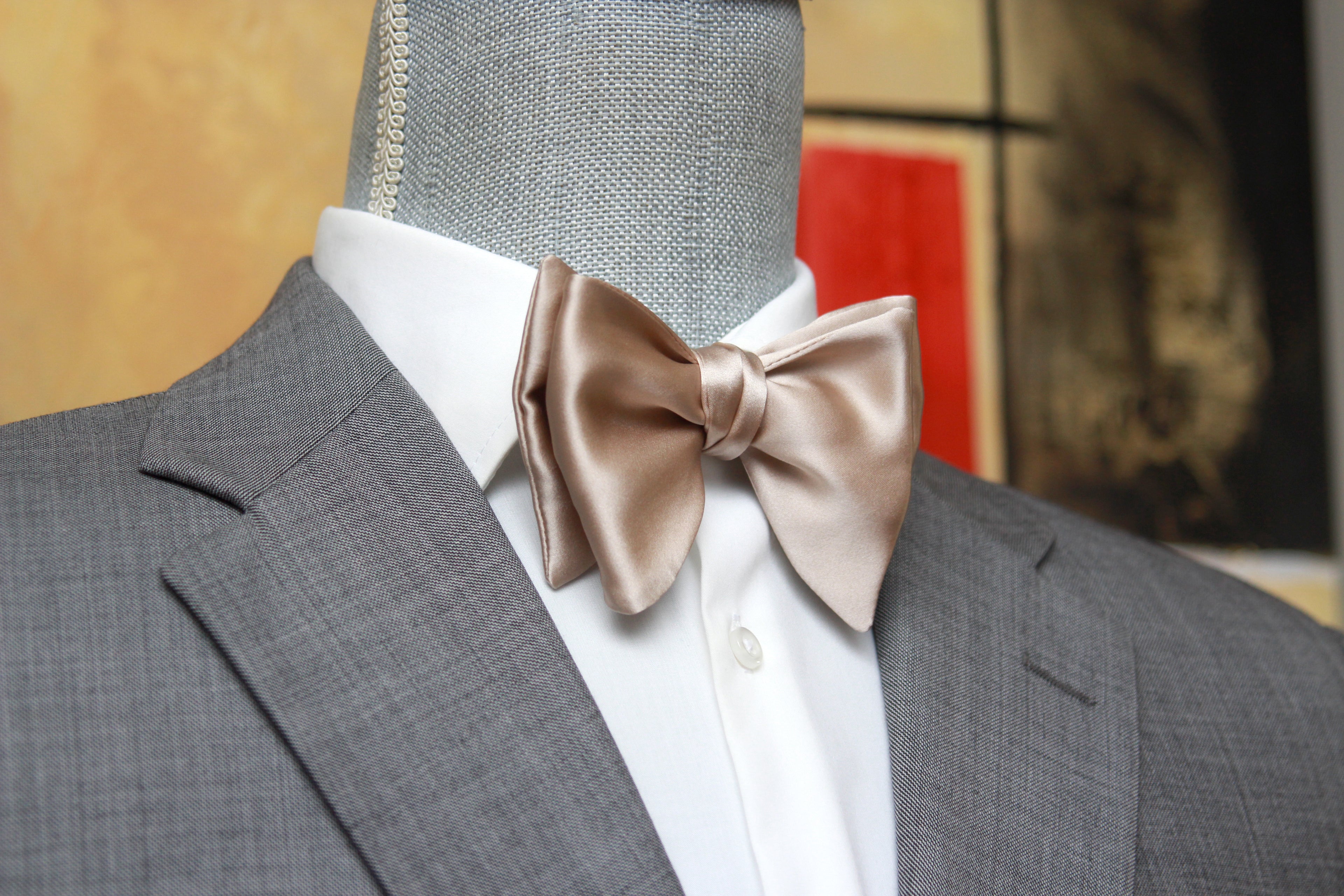 Small Butterfly Beige Silk Bow Tie