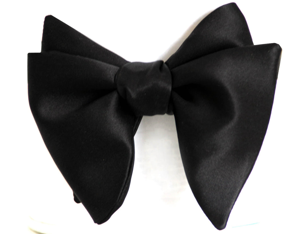 Big Butterfly Self-tied Bow Tie