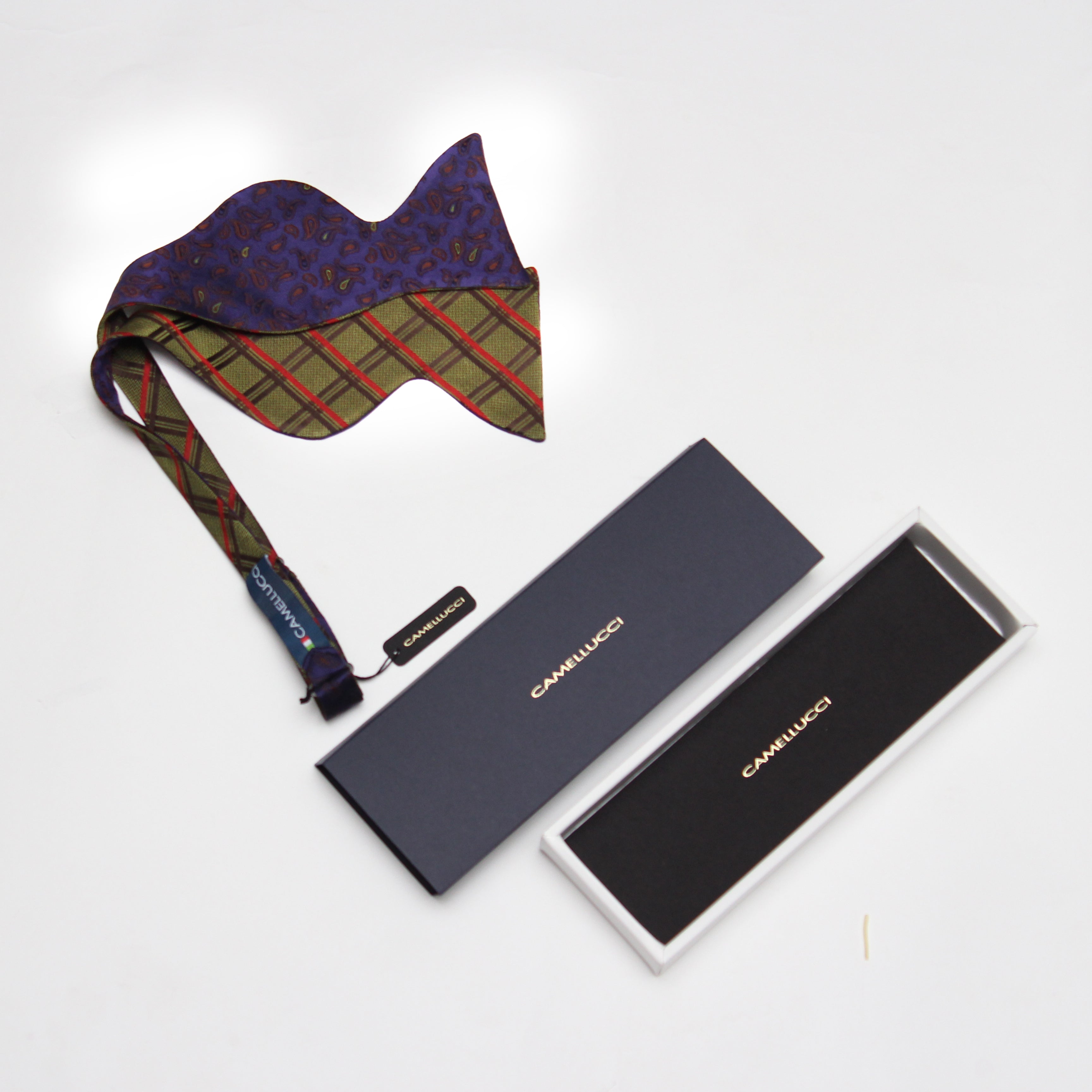 Big Butterfly Reversible Bow tie
