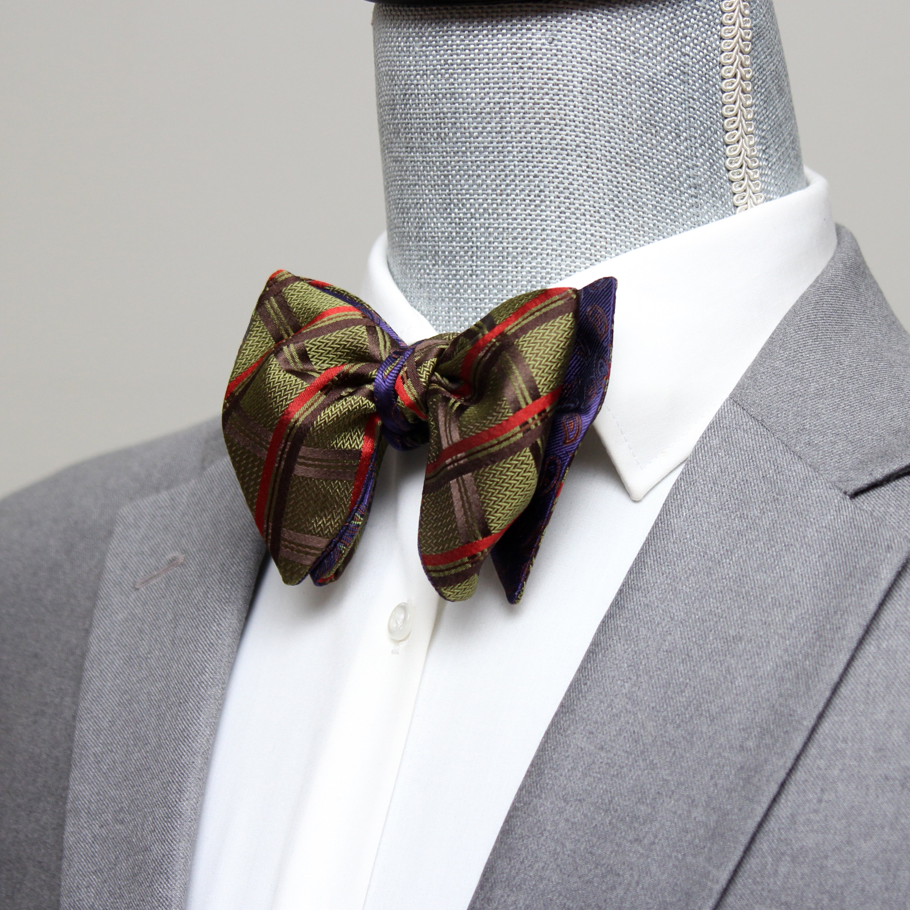 Big Butterfly Reversible Bow tie