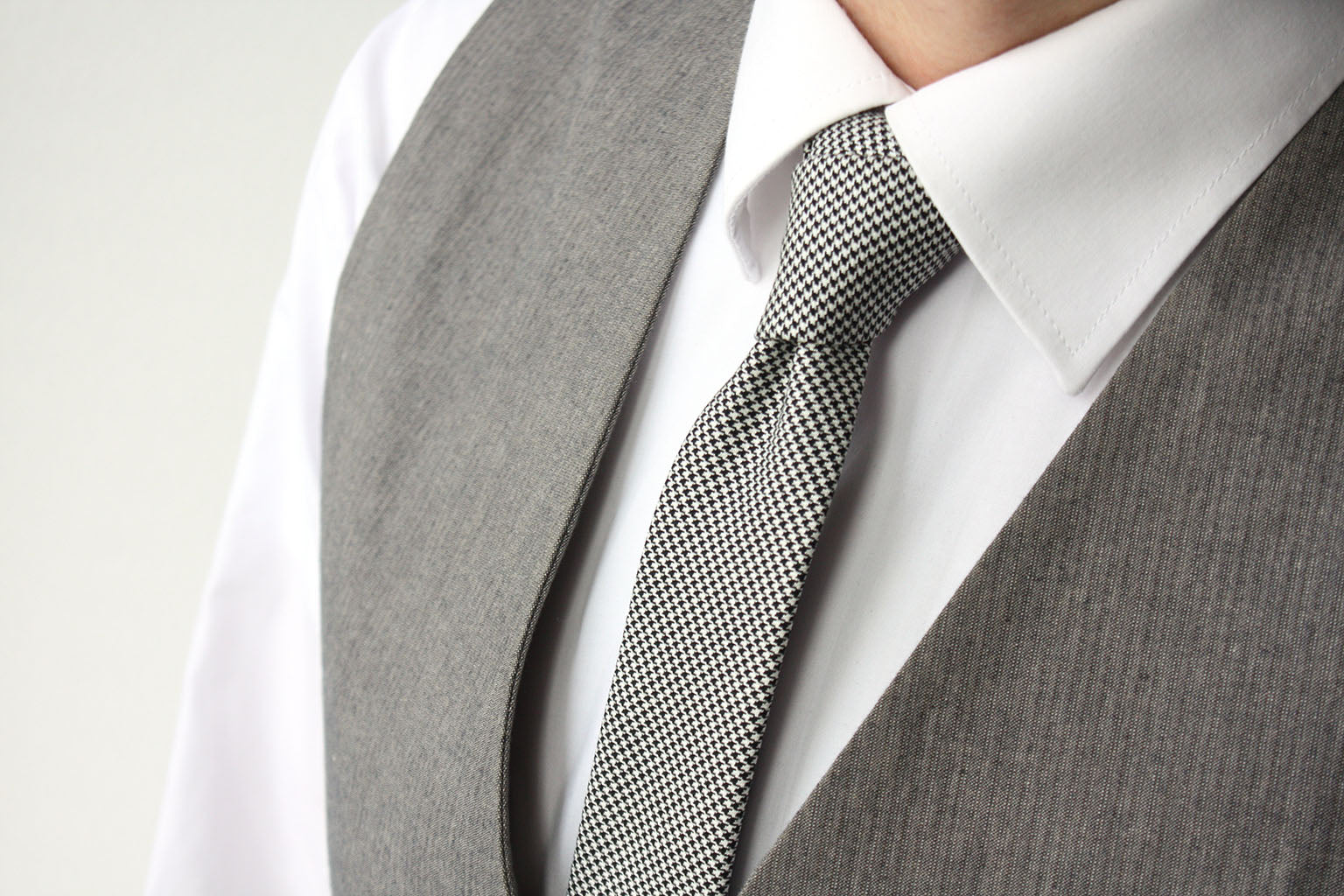 Black Houndstooth Wool Necktie