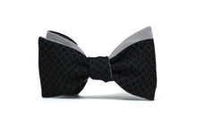 Load image into Gallery viewer, Grey Black Reversible Self-Tie Bow Tie
