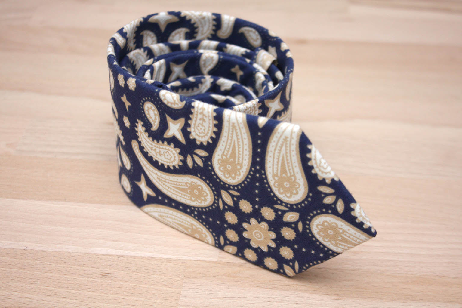 Blue Beige Floral Necktie 2.7"