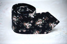 Load image into Gallery viewer, Navy Beige Floral Necktie 2.36&quot;
