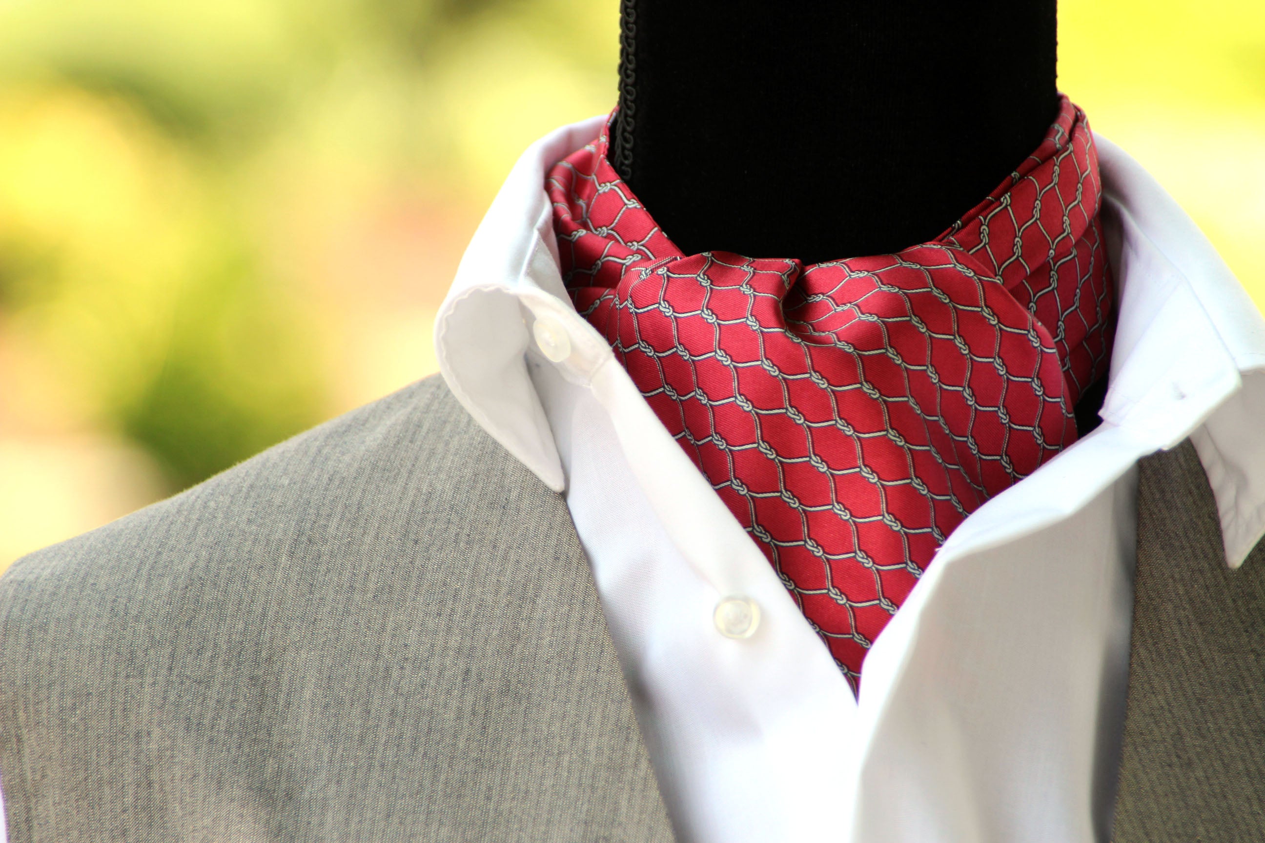 Red ornament Silk Ascot