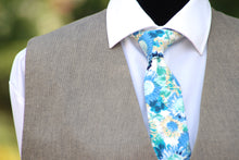 Load image into Gallery viewer, Blue Beige Floral Necktie 2.36&quot;
