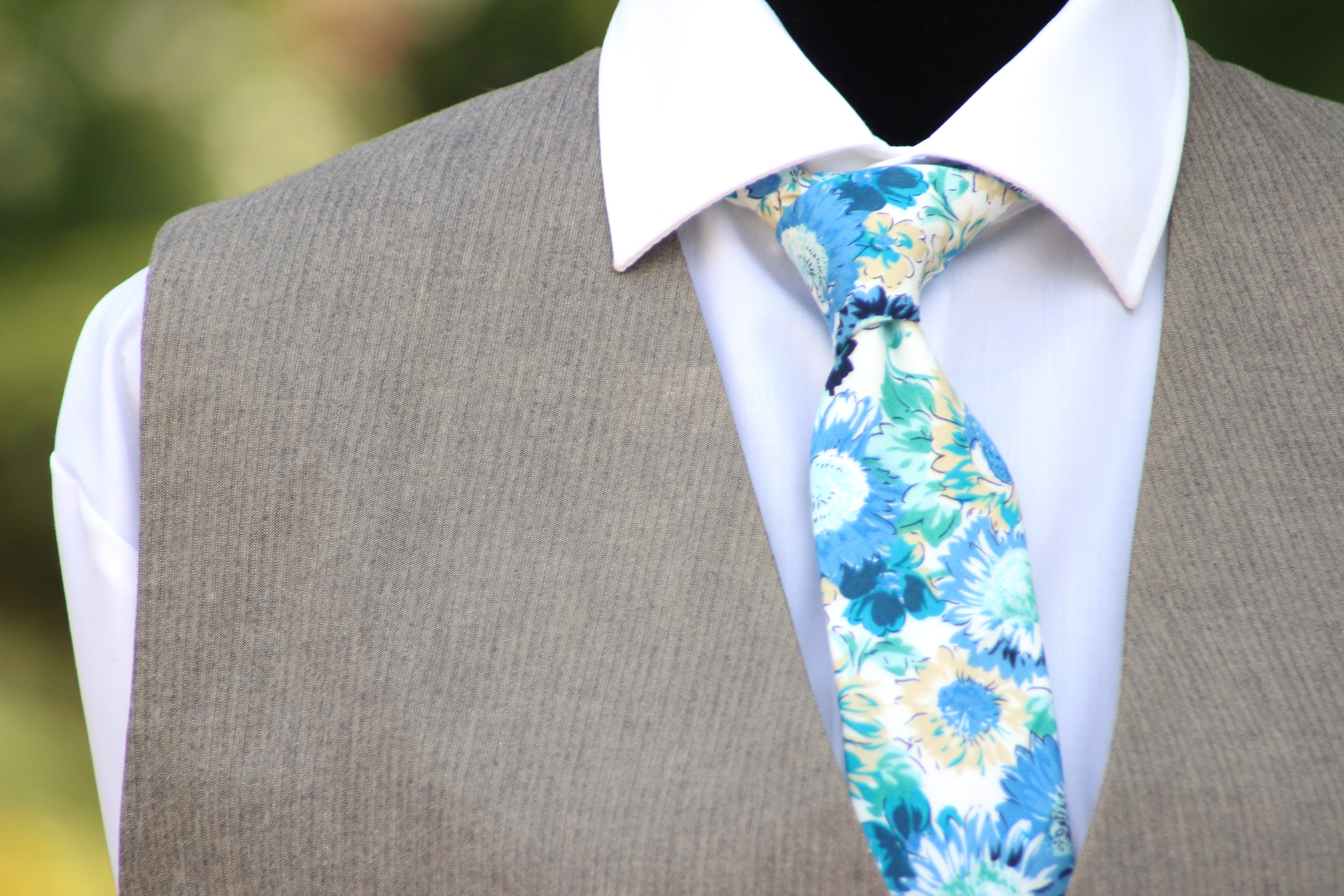 Blue Floral Necktie