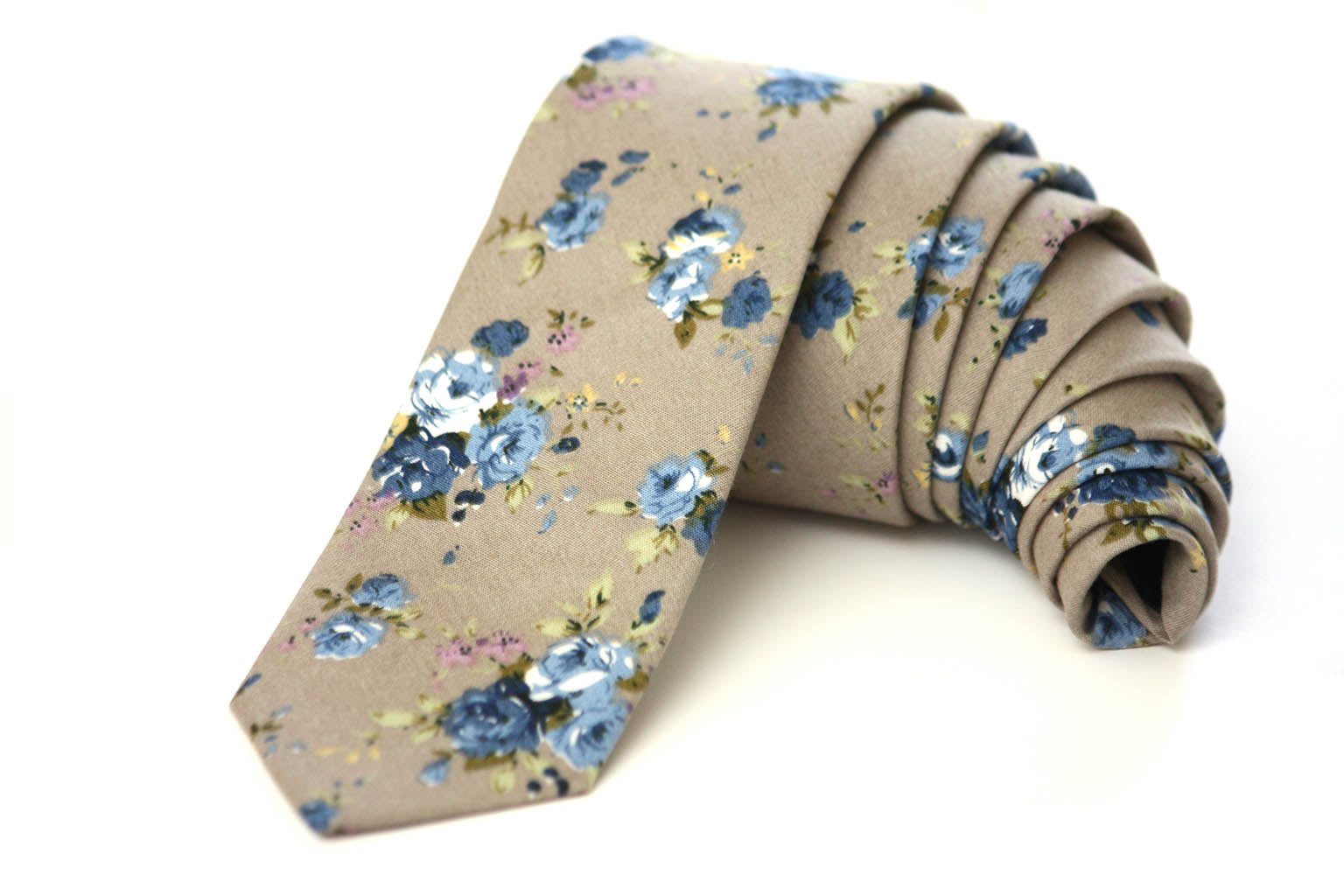 Blue Sand Floral Necktie 2.36"