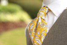 Load image into Gallery viewer, Yellow Floral Cotton Day Ascot
