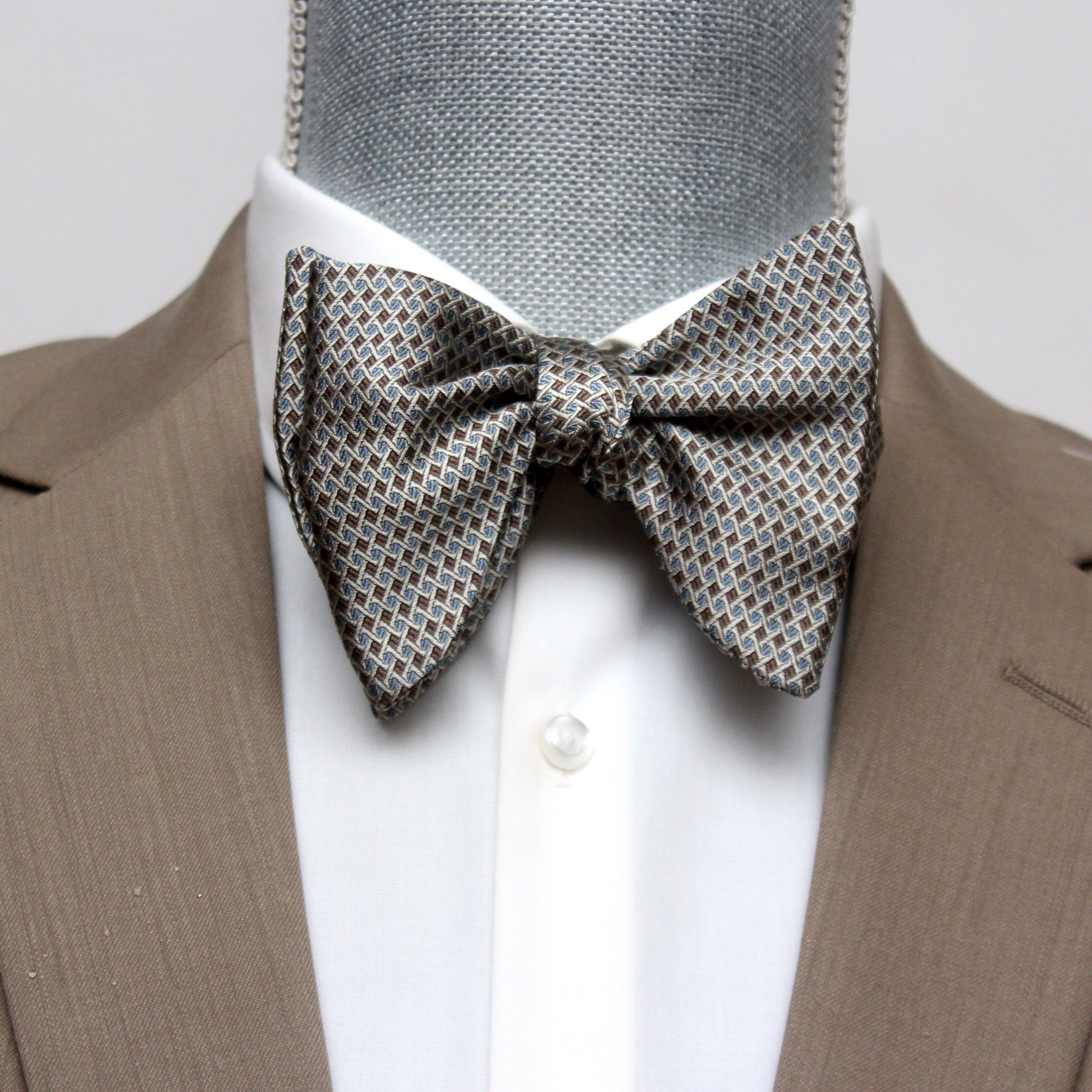 Big Butterfly Brown Blue Ornament Silk Bow Tie