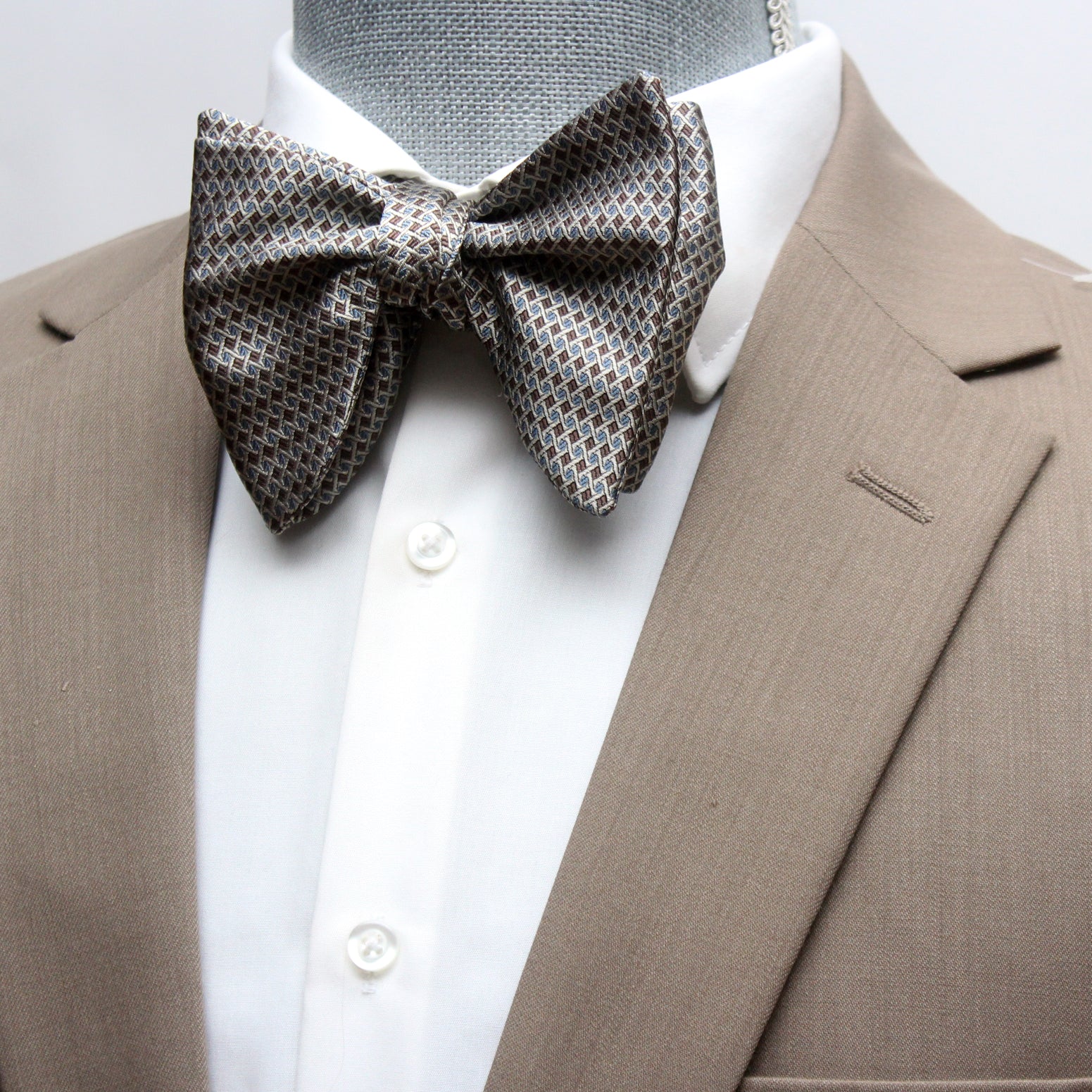 Big Butterfly Brown Blue Ornament Silk Bow Tie