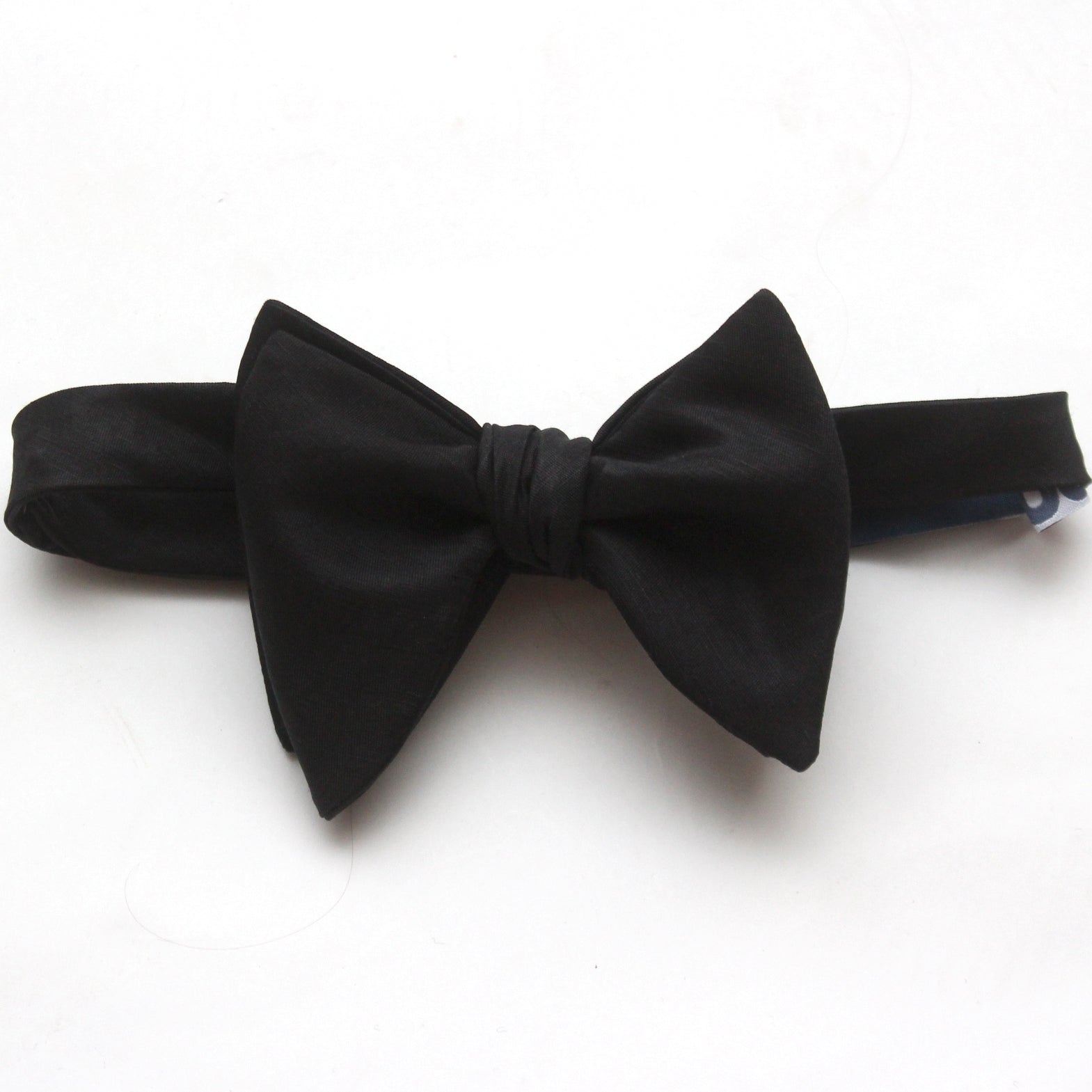 Basic Solid Silk Linen Bow Tie