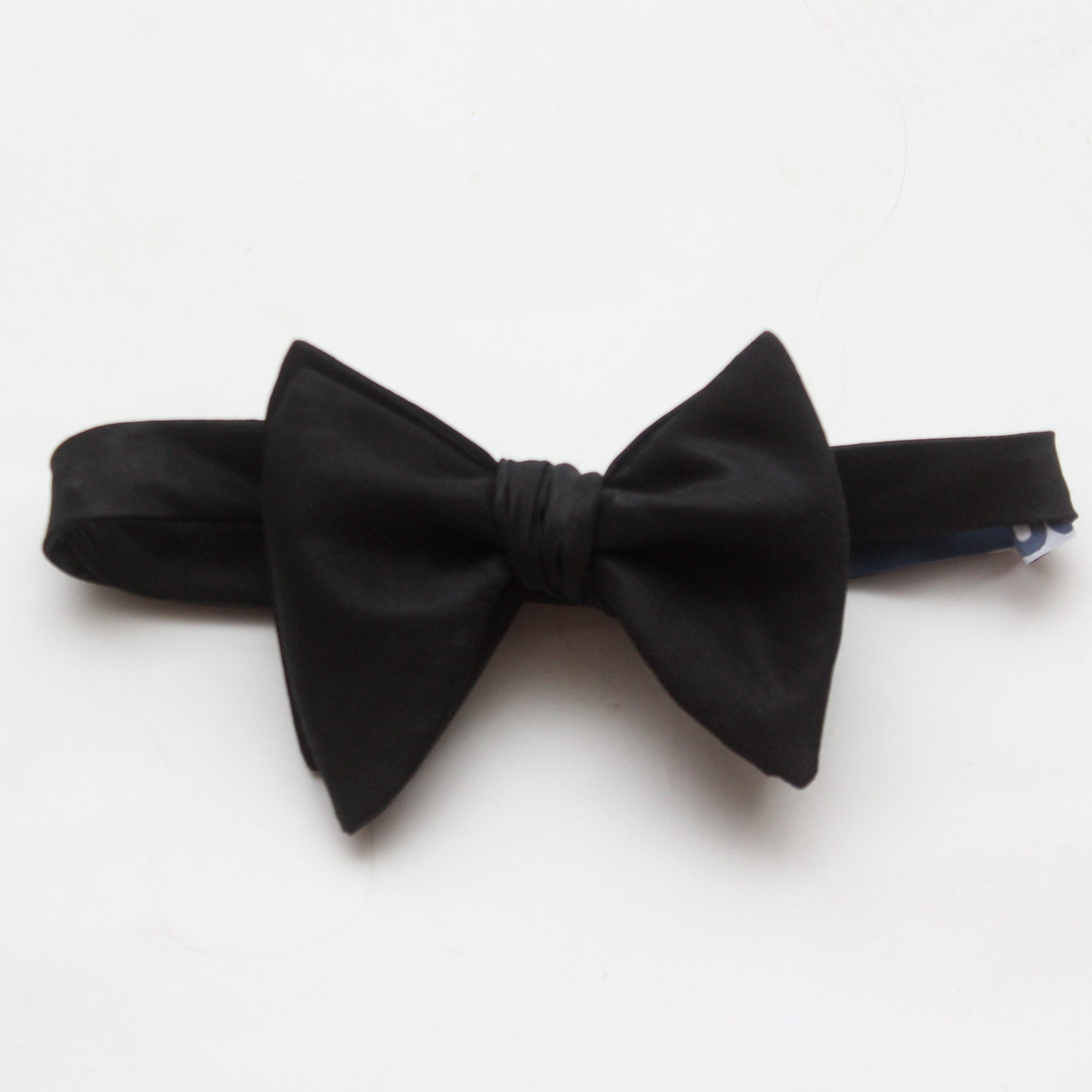 Basic Solid Silk Linen Bow Tie