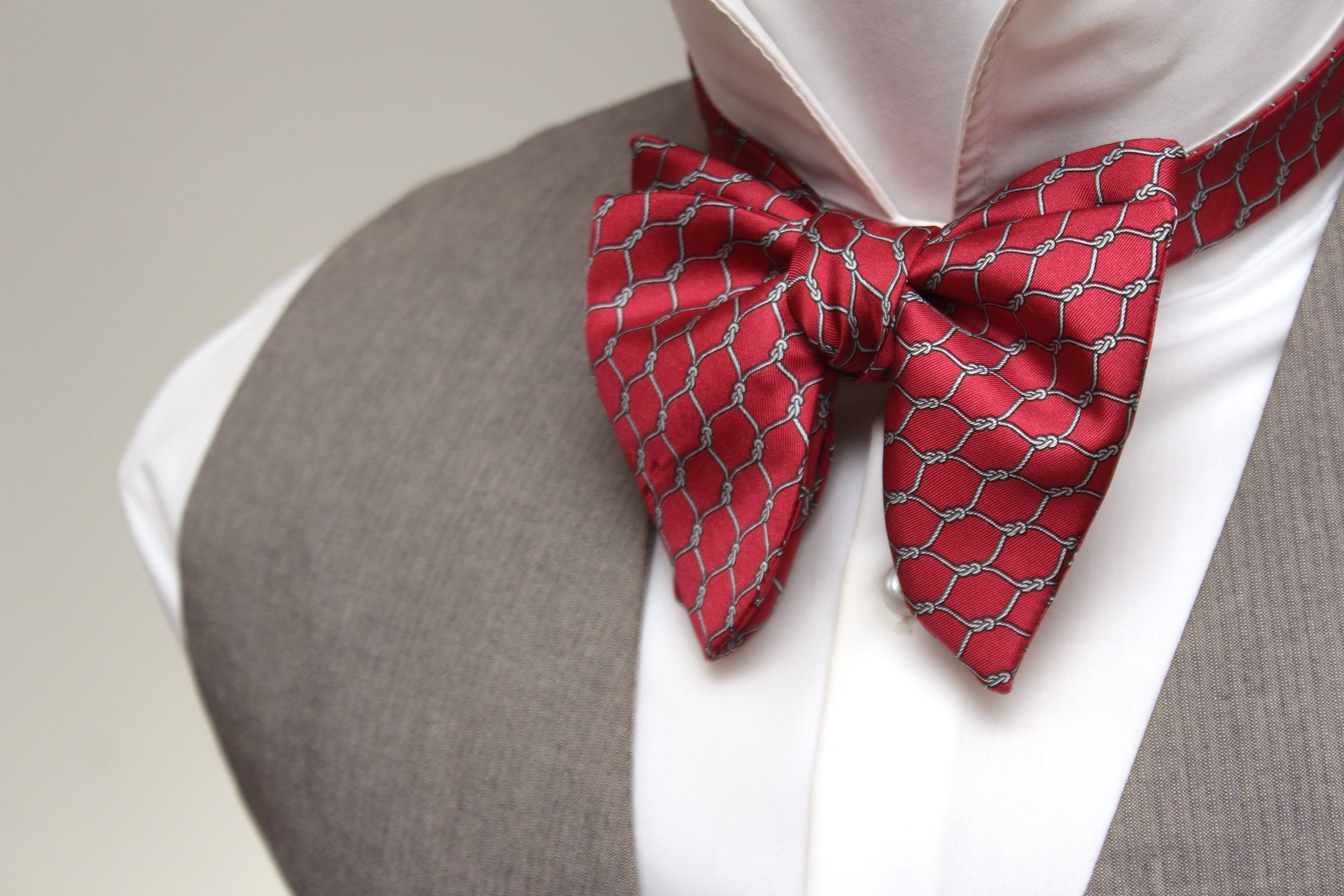 Red Ornament Ornament Silk Self-tied Bow Tie