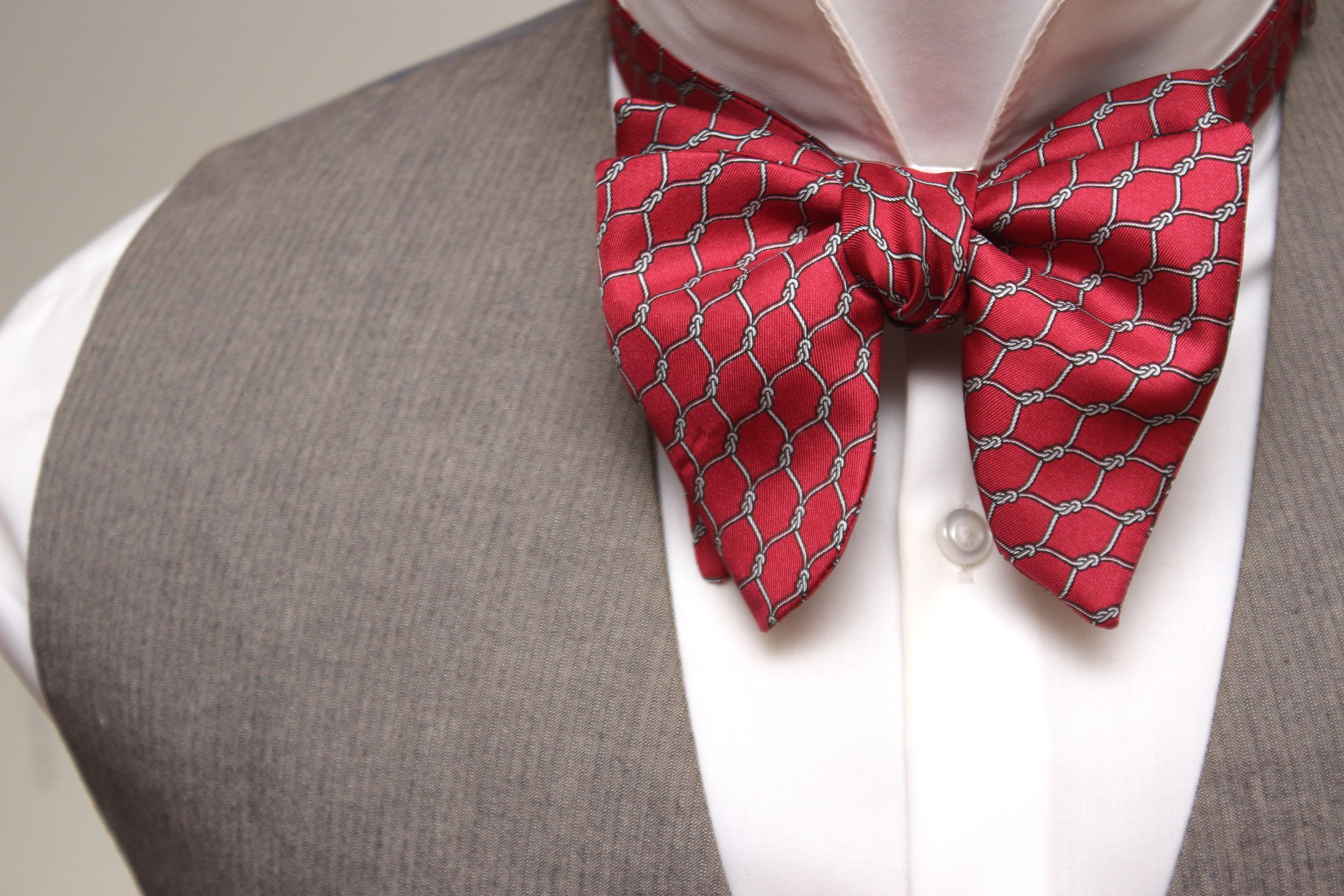 Red Ornament Ornament Silk Self-tied Bow Tie