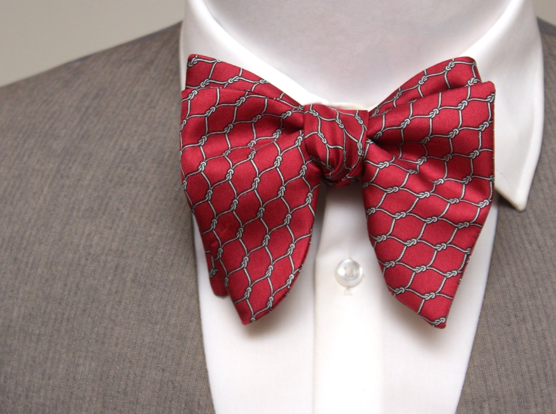 Red Ornament Ornament Silk Self-tied Bow Tie