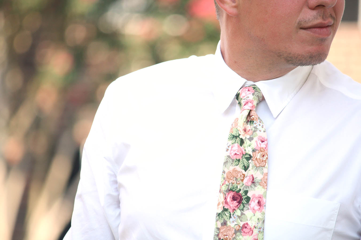 Peach Rose Floral Necktie 3.14"