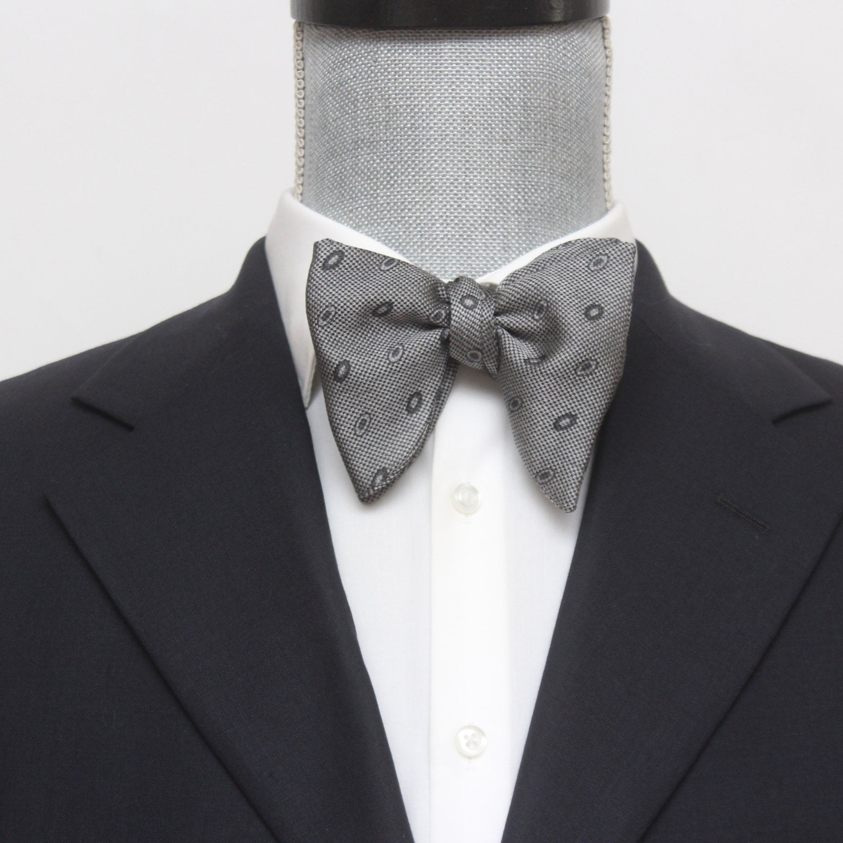 Big Butterfly Grey Ornament Silk Bow Tie