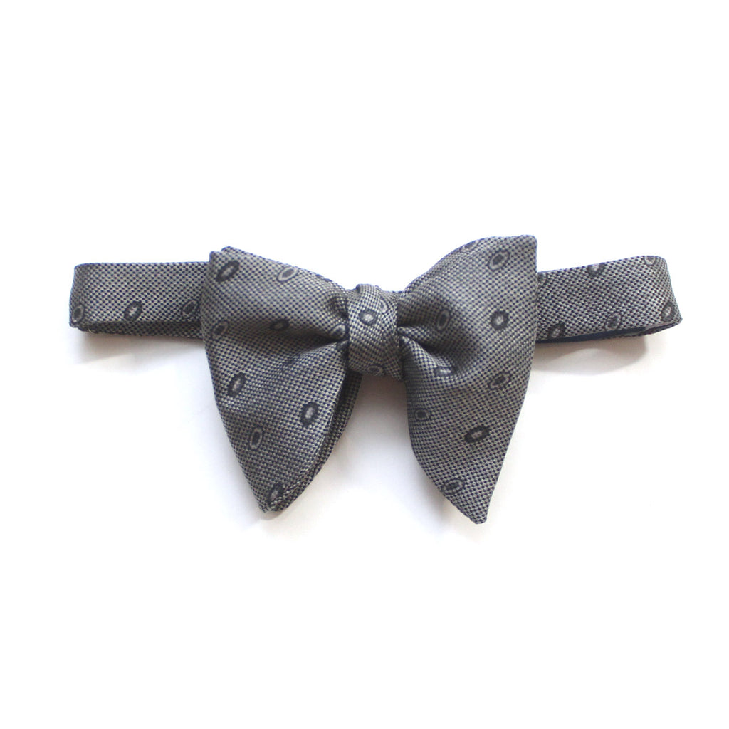 Big Butterfly Grey Ornament Silk Bow Tie