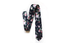 Load image into Gallery viewer, Black and Coral Pink Floral Necktie 2.36&quot;
