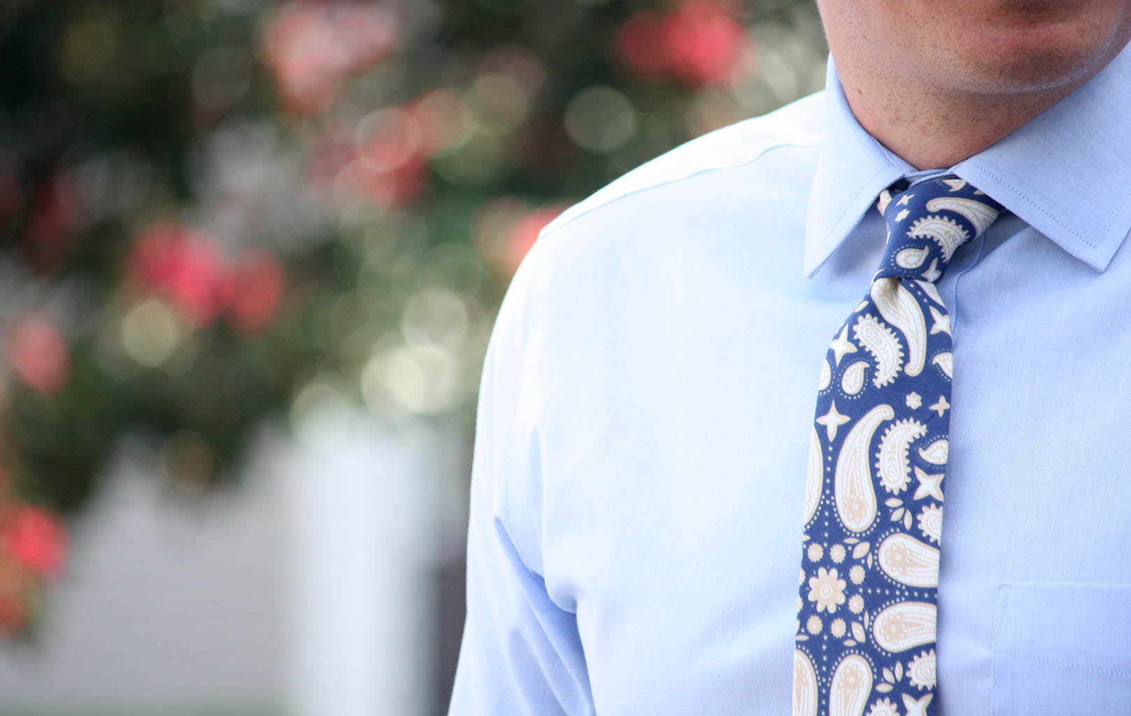 Blue Beige Floral Necktie 2.7"